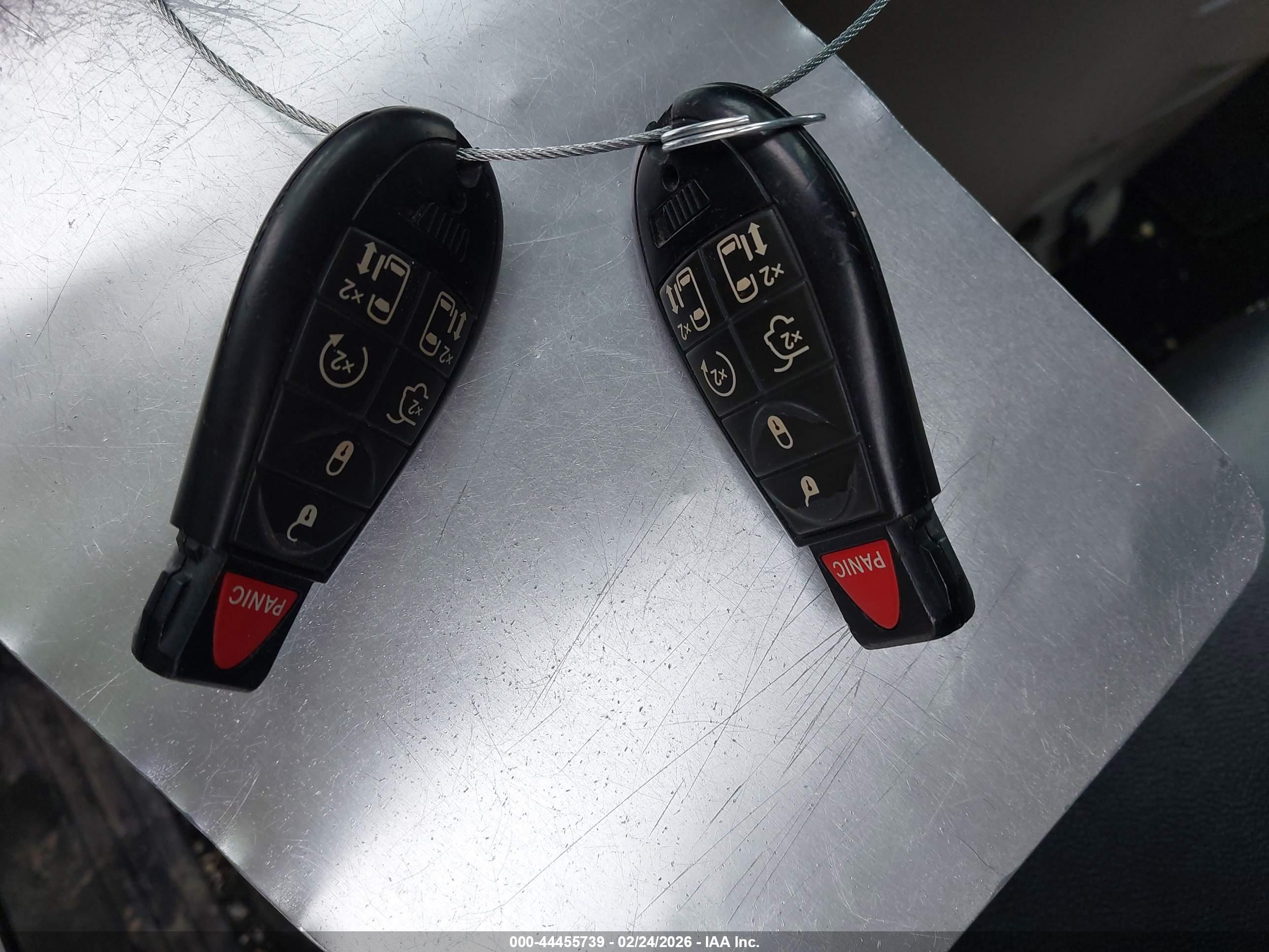 CHRYSLER TOWN image 11