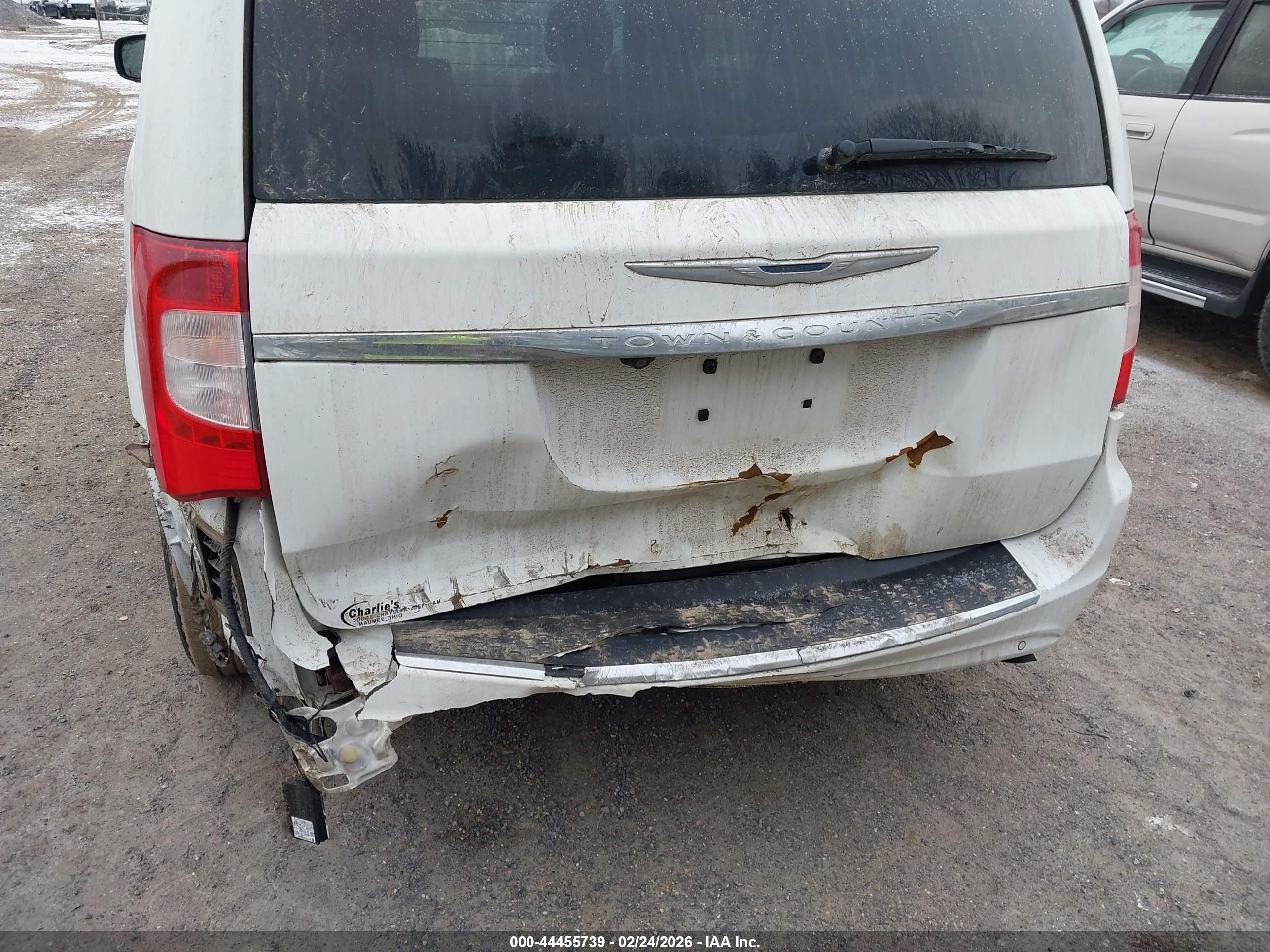 CHRYSLER TOWN image 6