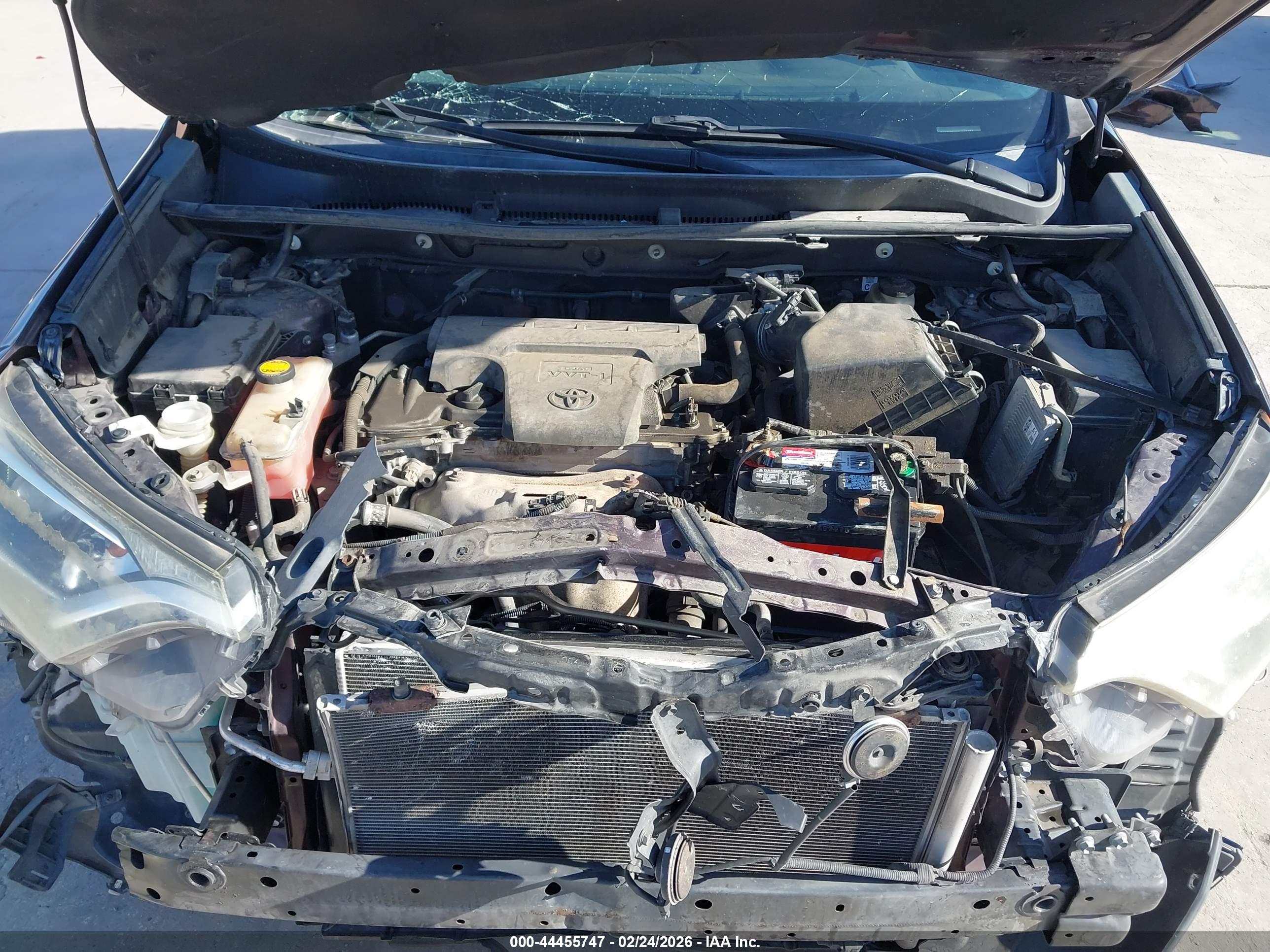 TOYOTA RAV4 image 10