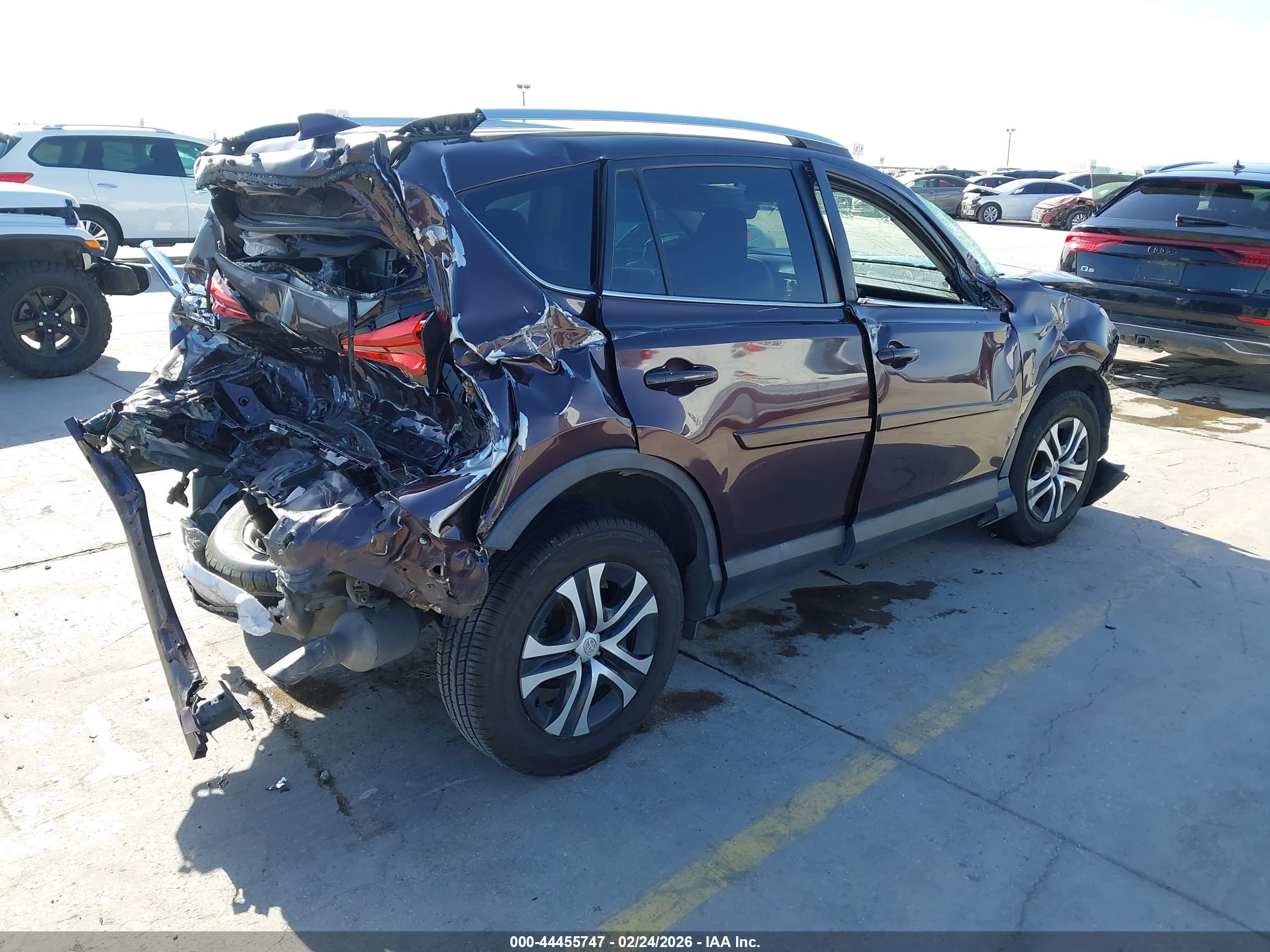 TOYOTA RAV4 image 4