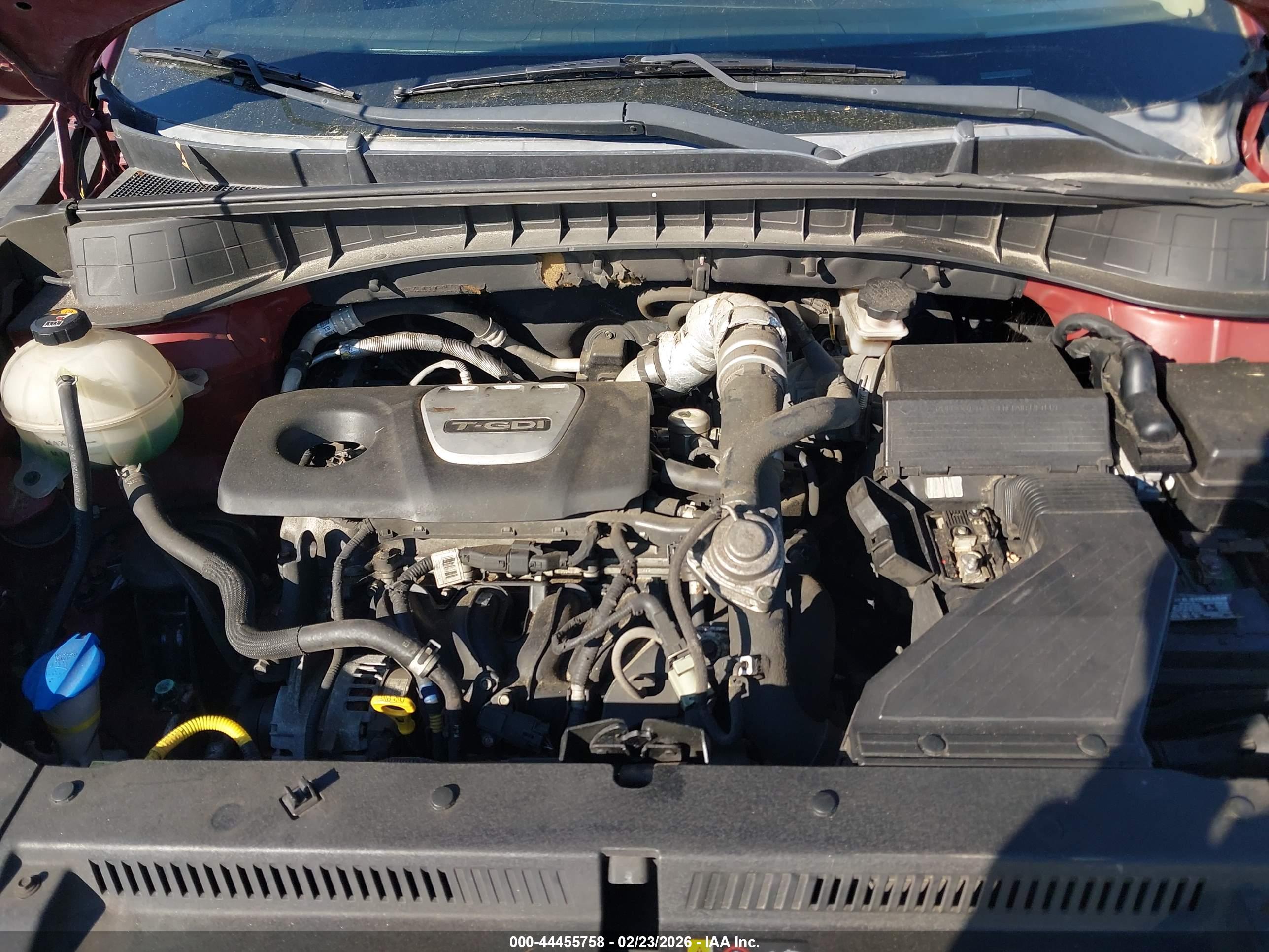 HYUNDAI TUCSON image 10