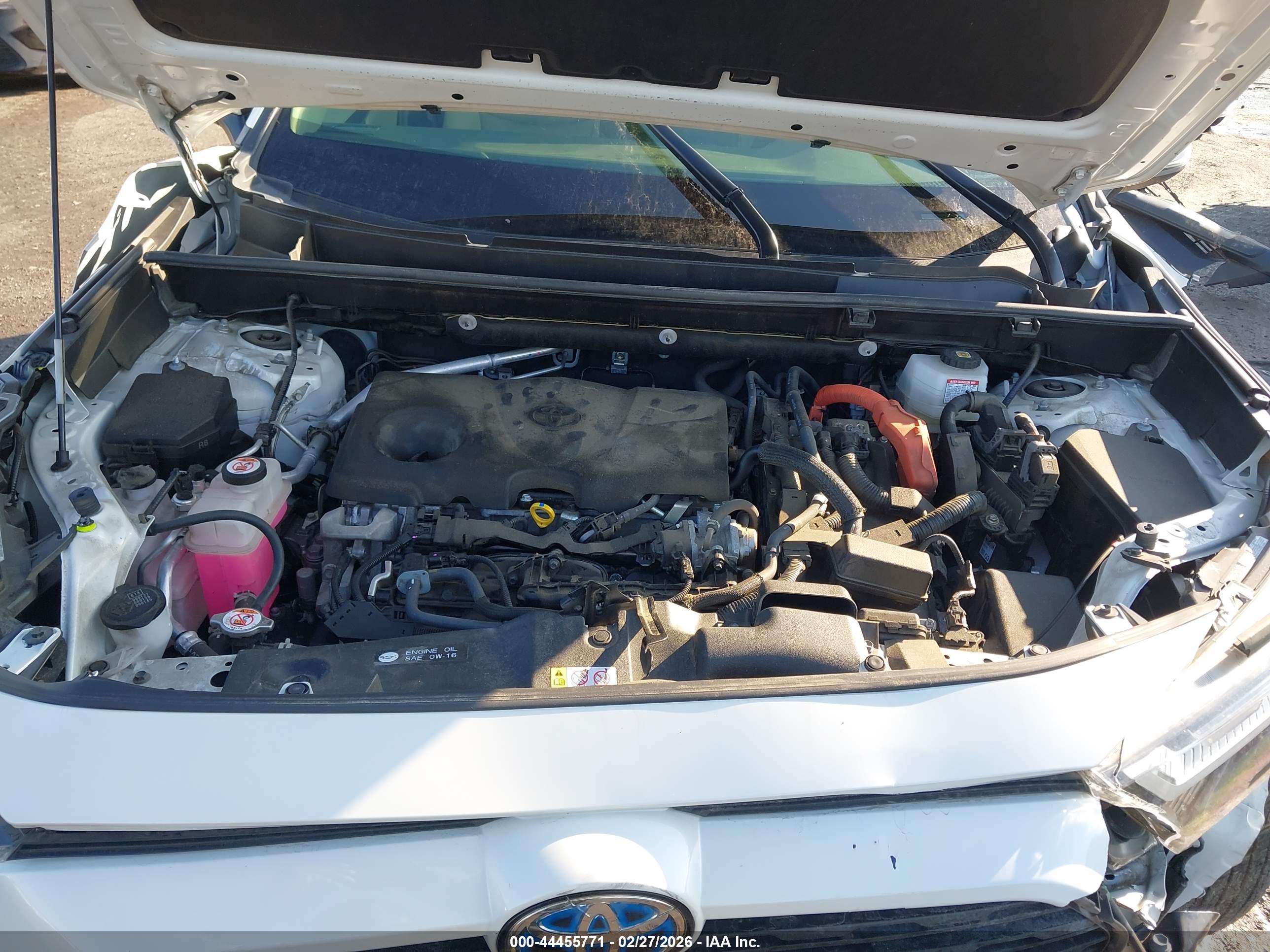 TOYOTA RAV4 image 10