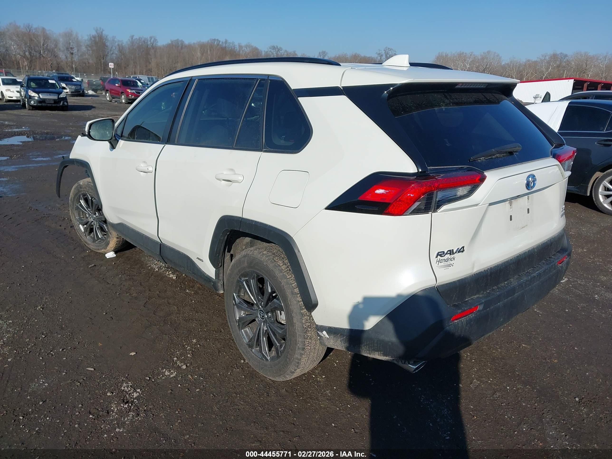 TOYOTA RAV4 image 3