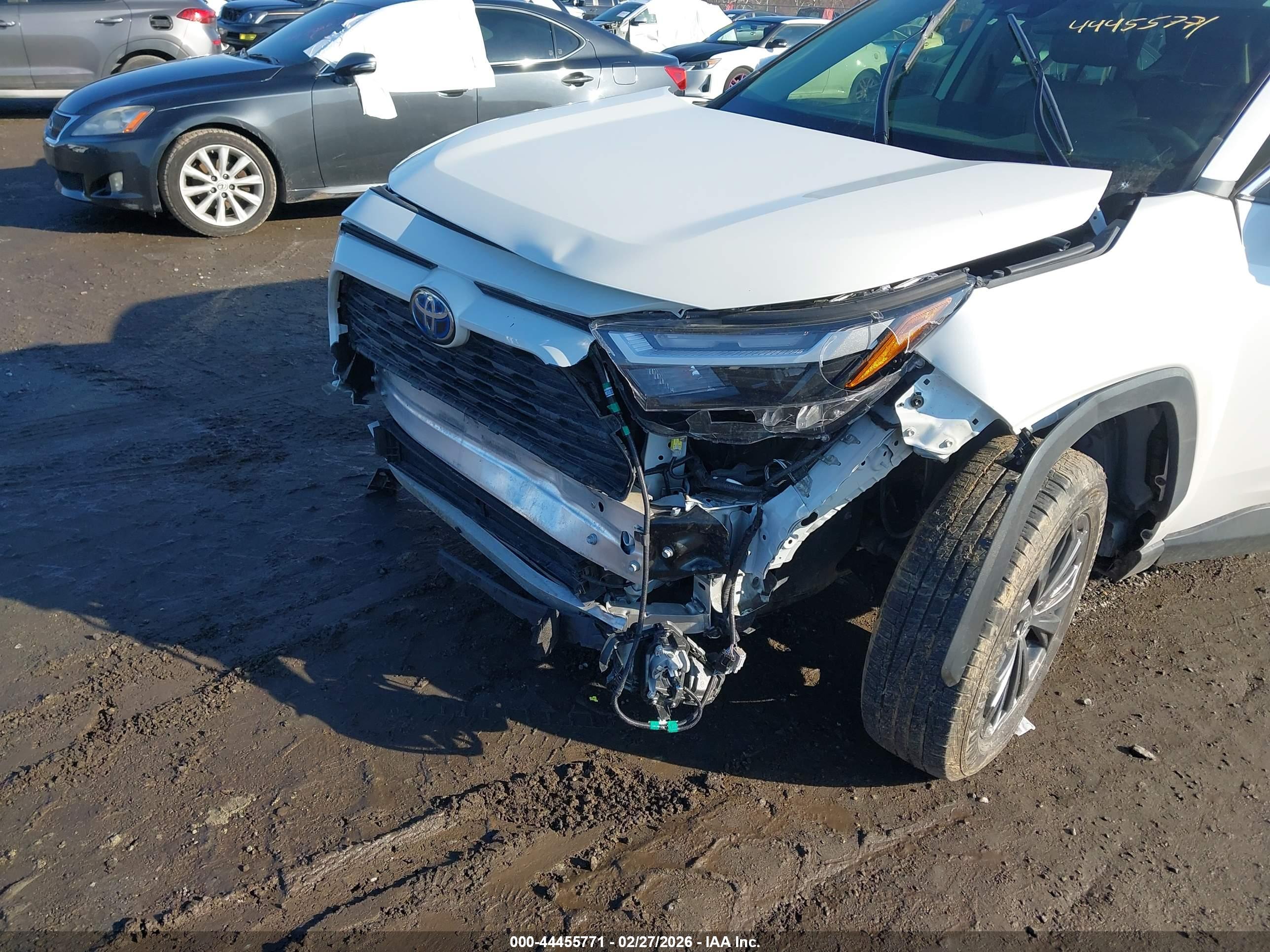 TOYOTA RAV4 image 6