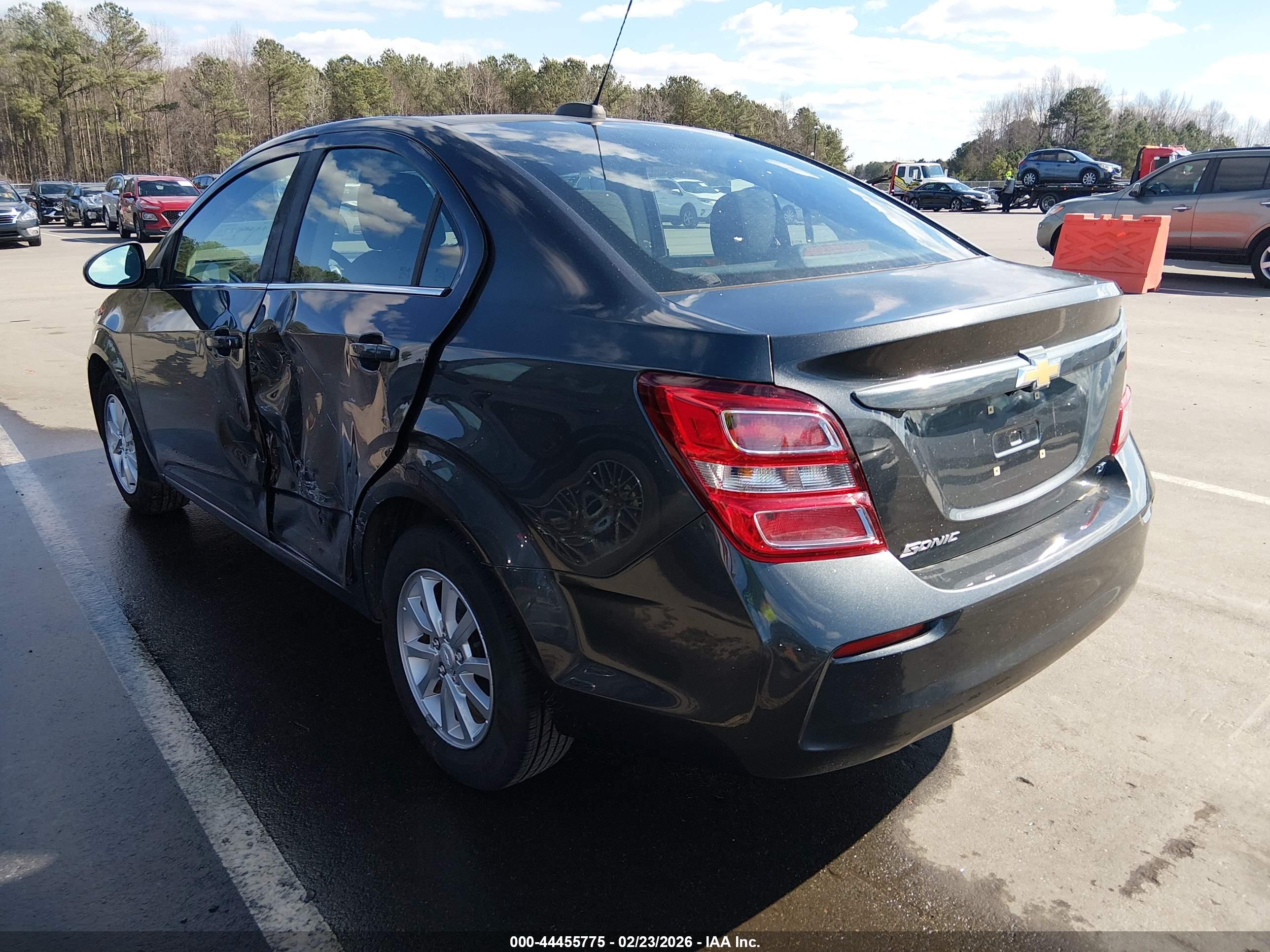 CHEVROLET SONIC image 3