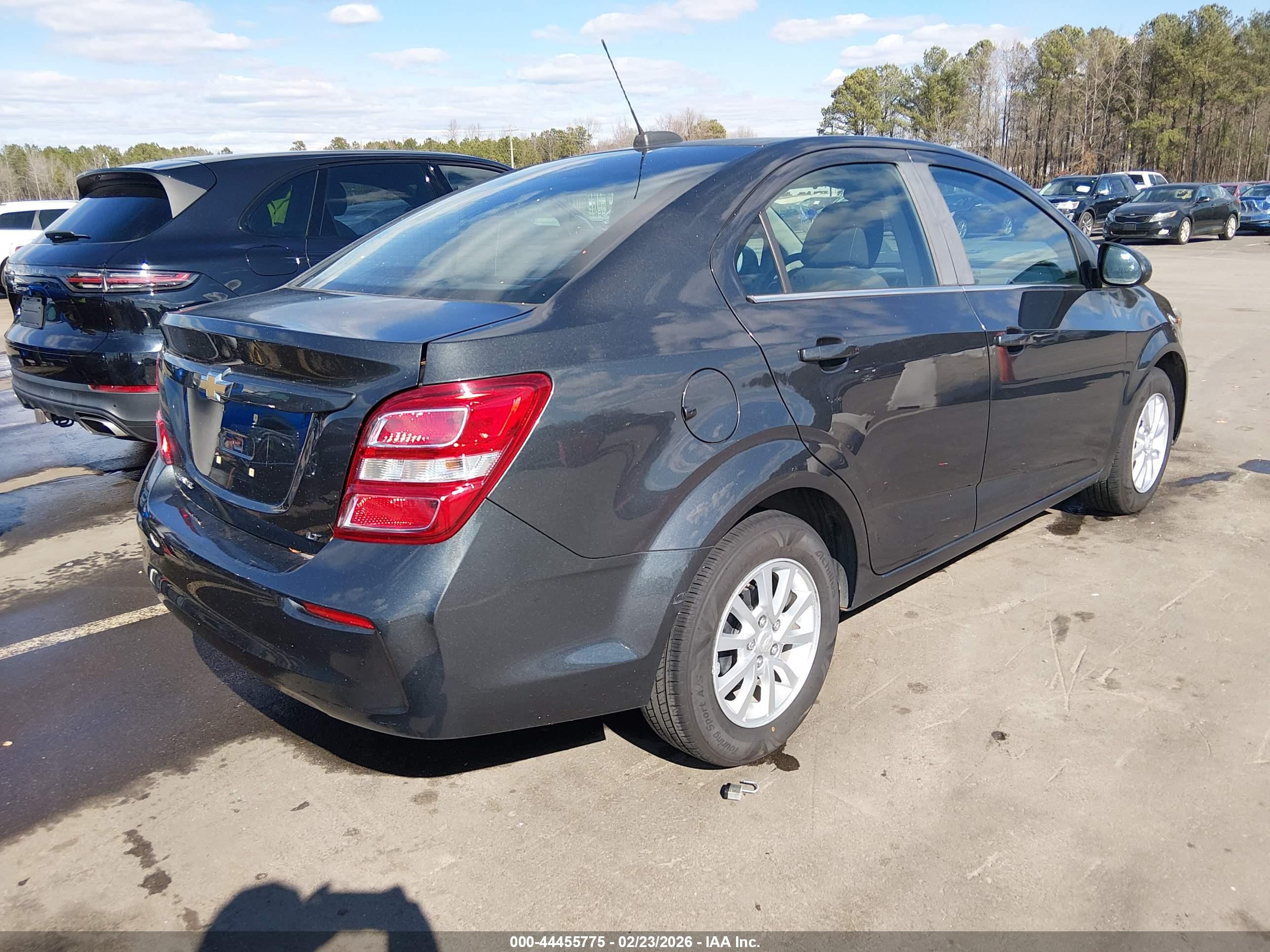 CHEVROLET SONIC image 4