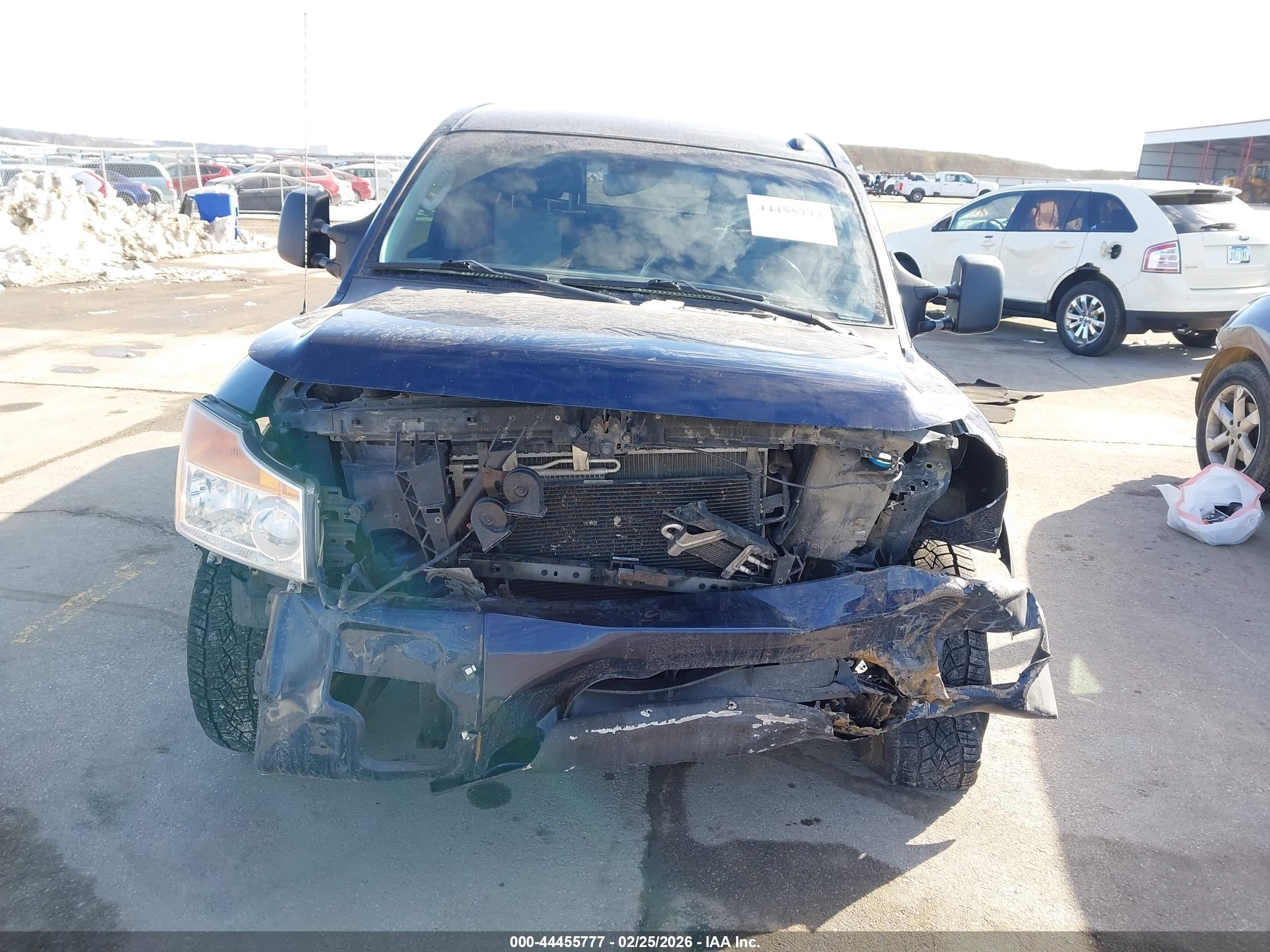 NISSAN TITAN image 6