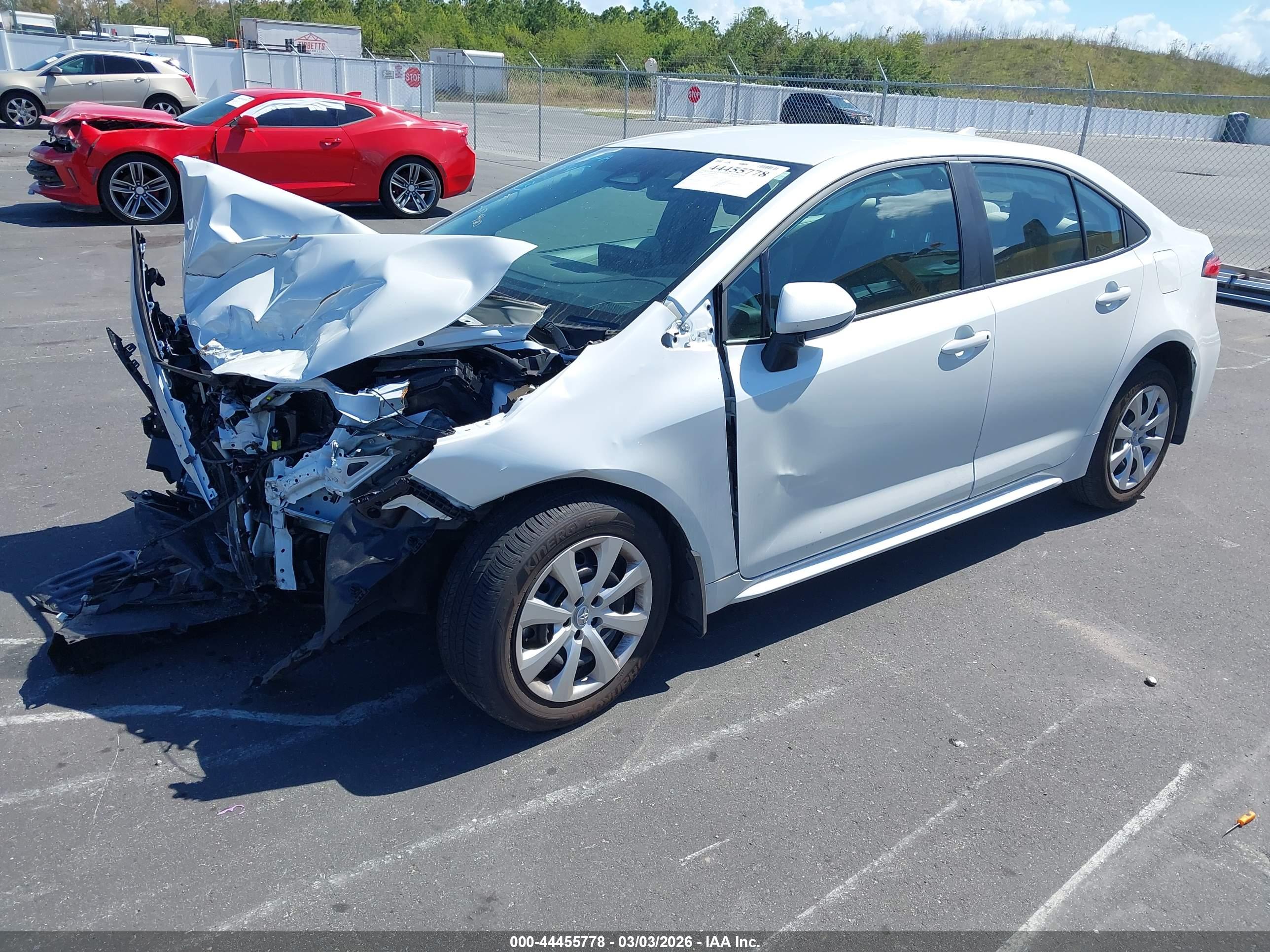 TOYOTA COROLLA image 2