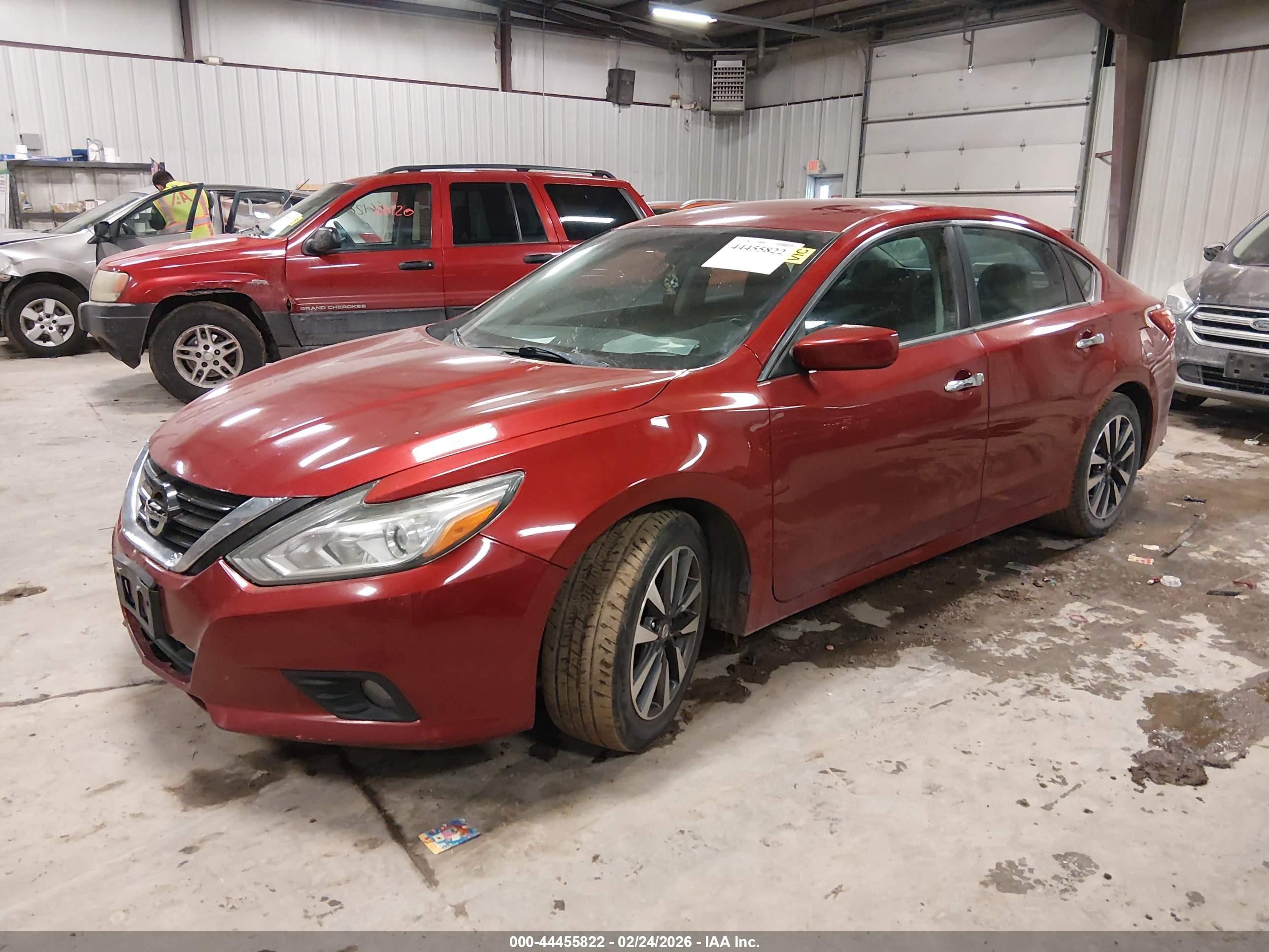 NISSAN ALTIMA image 2