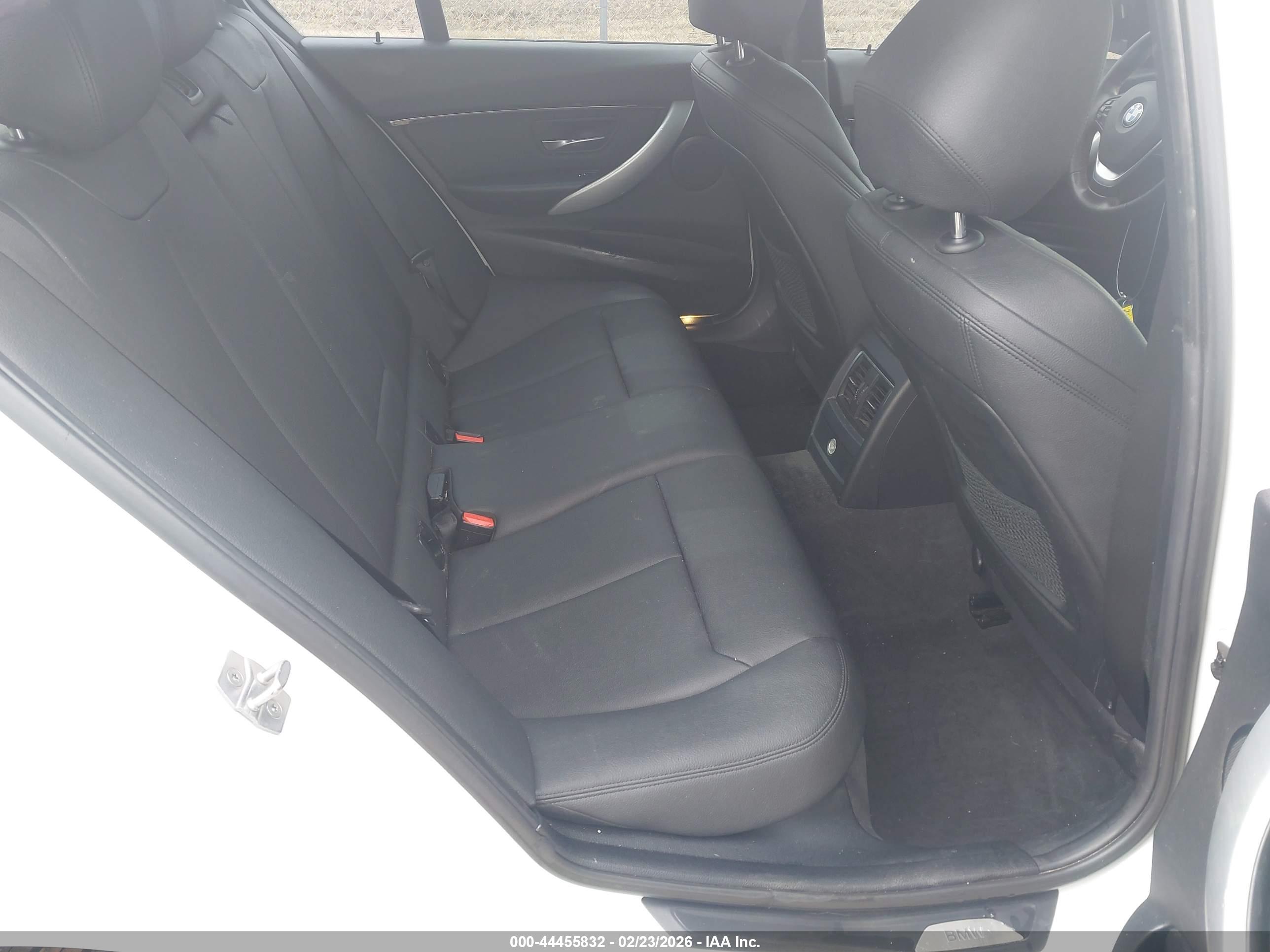BMW 328D image 8