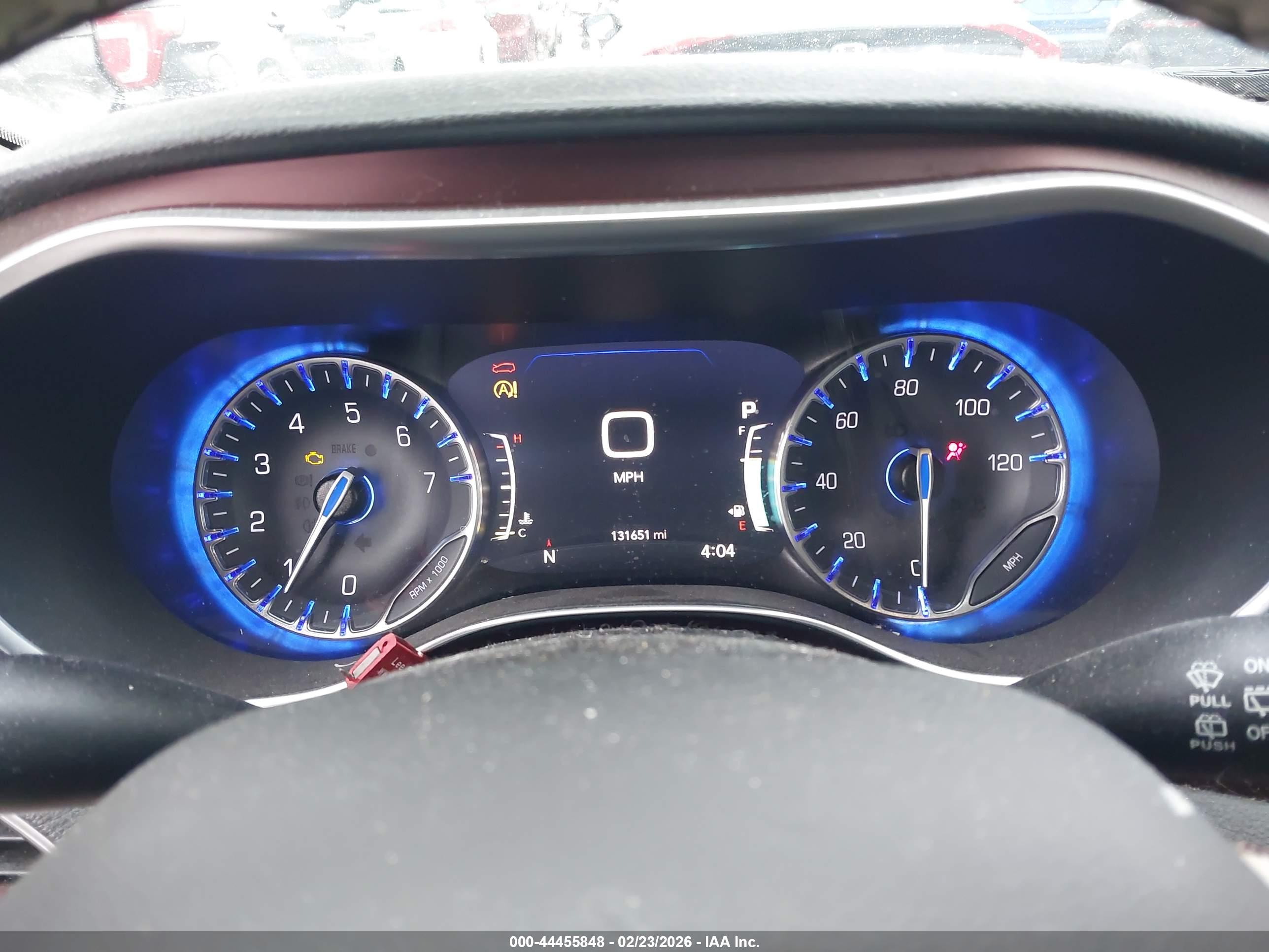 CHRYSLER PACIFICA image 7