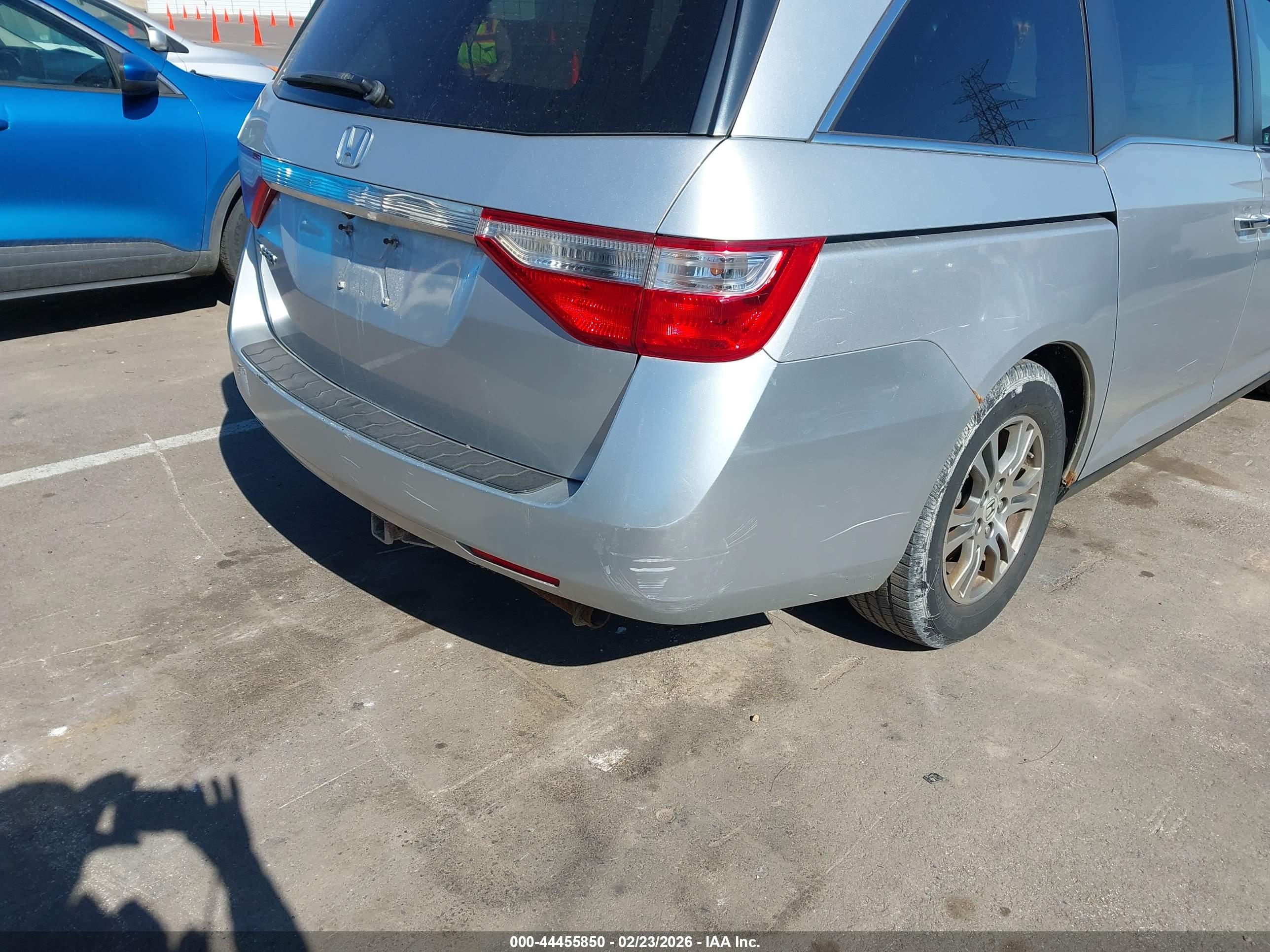 HONDA ODYSSEY image 6