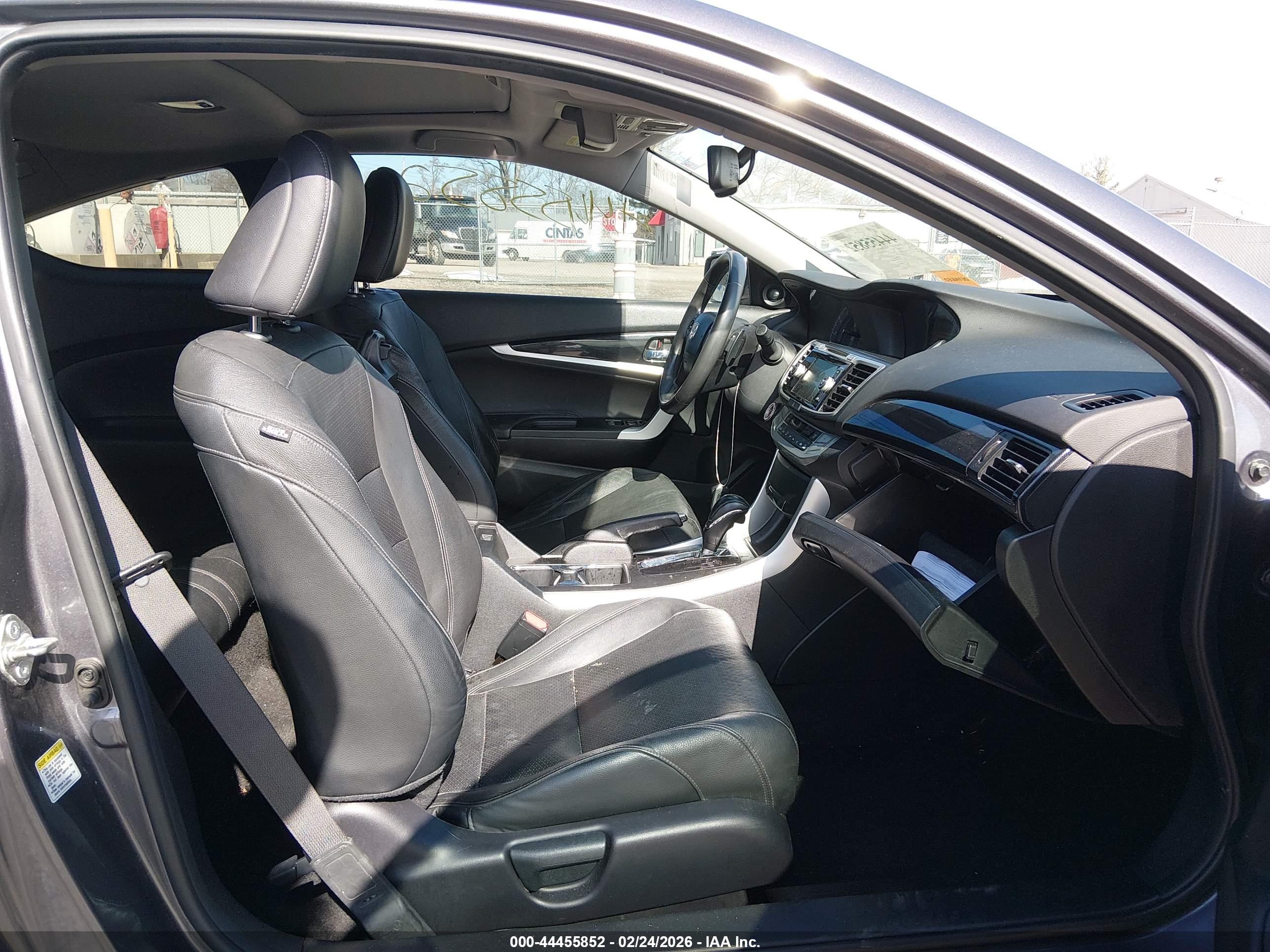 HONDA ACCORD image 5