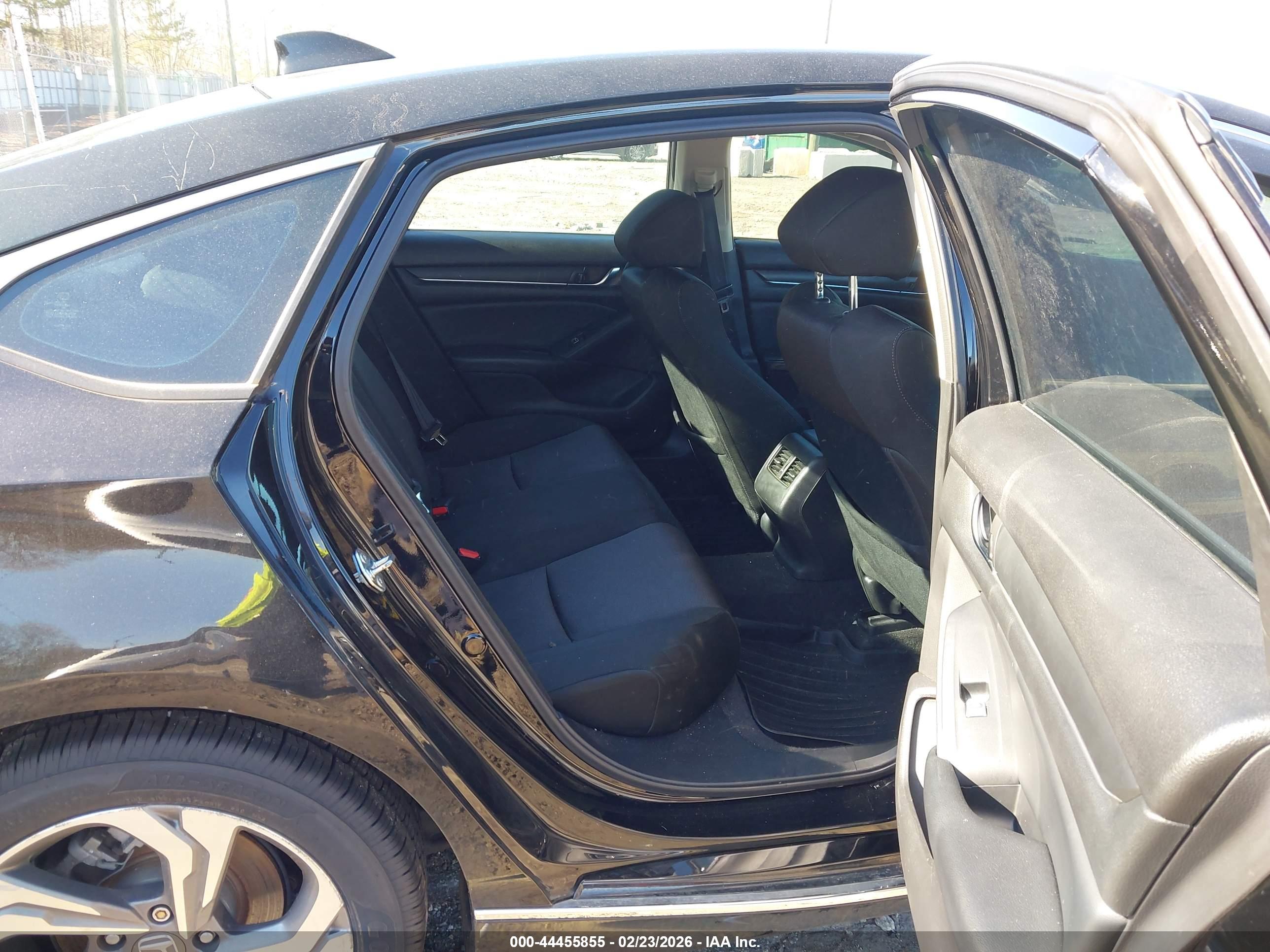 HONDA ACCORD image 8