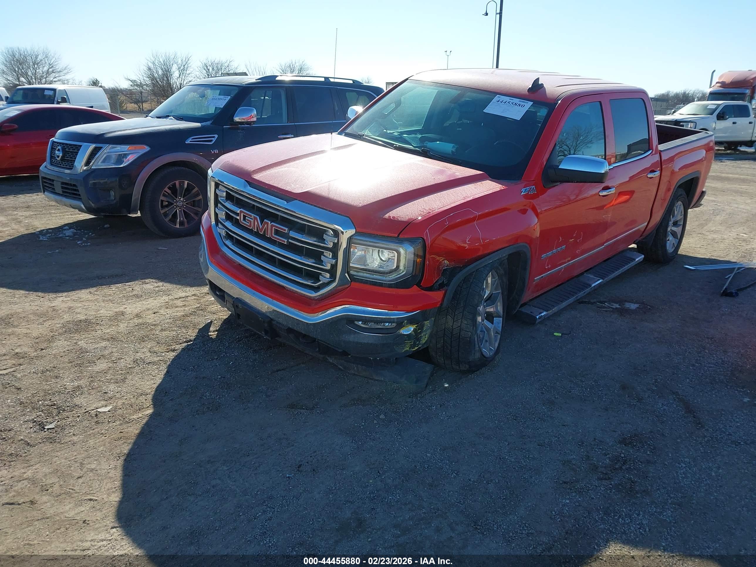 GMC SIERRA image 2