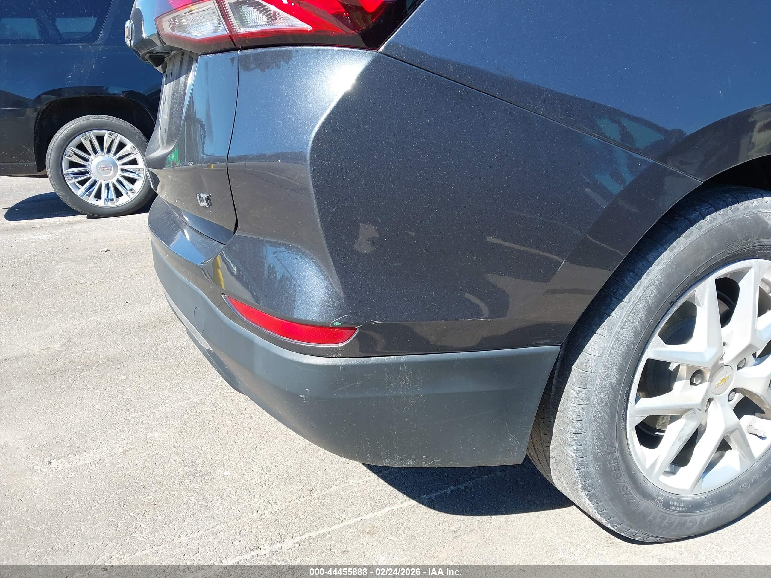 CHEVROLET EQUINOX image 6