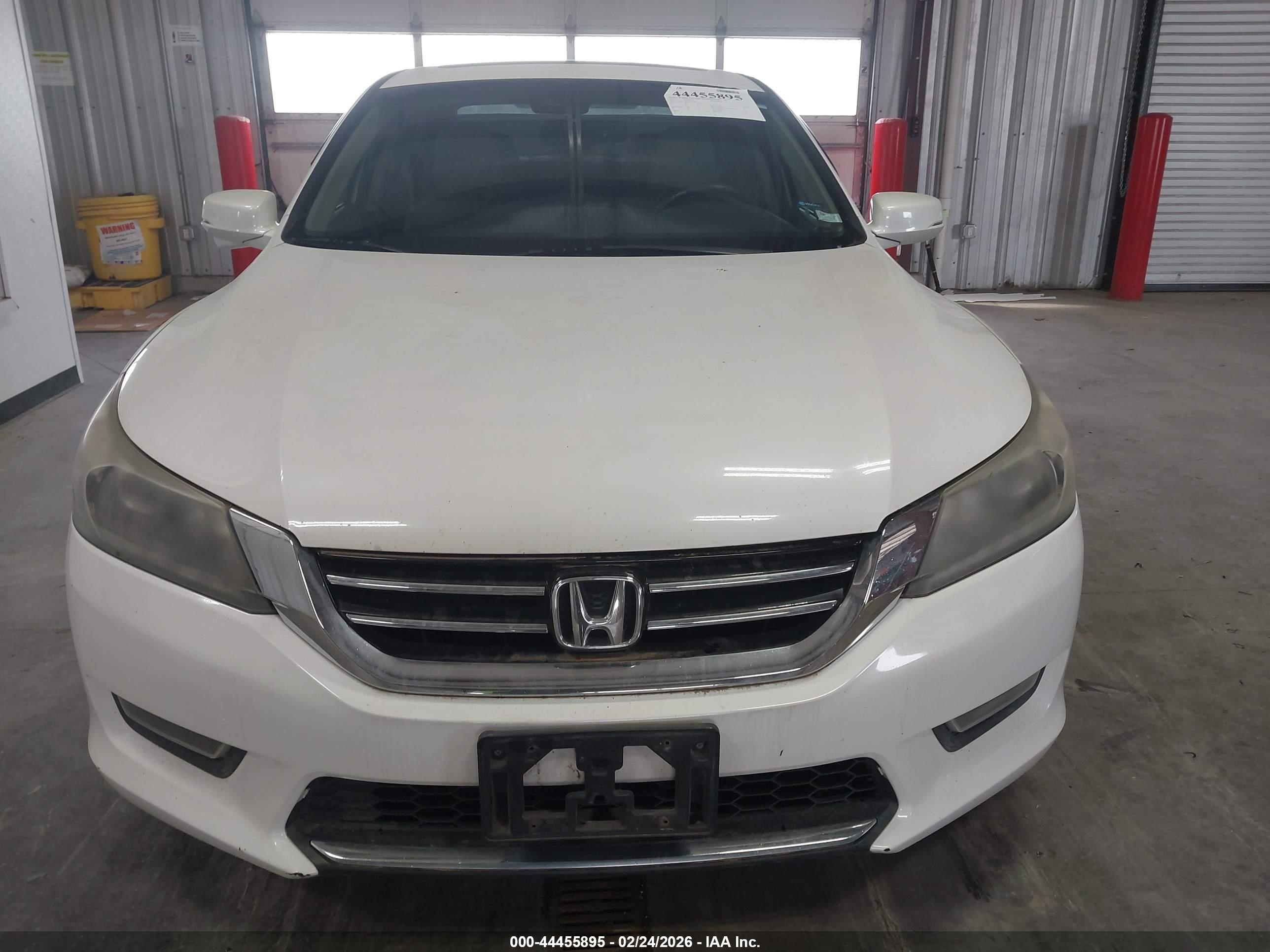 HONDA ACCORD image 6