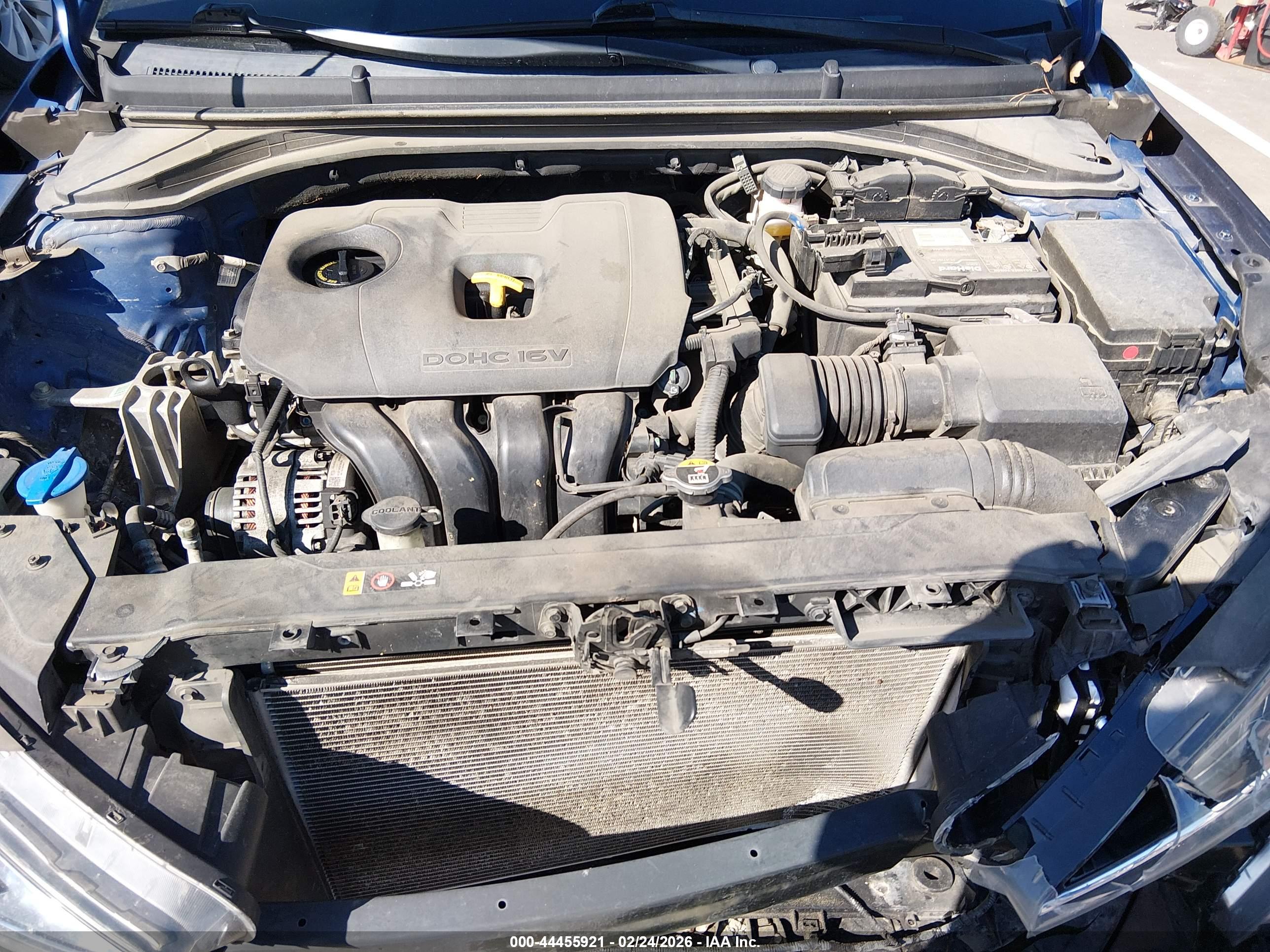 HYUNDAI ELANTRA image 10