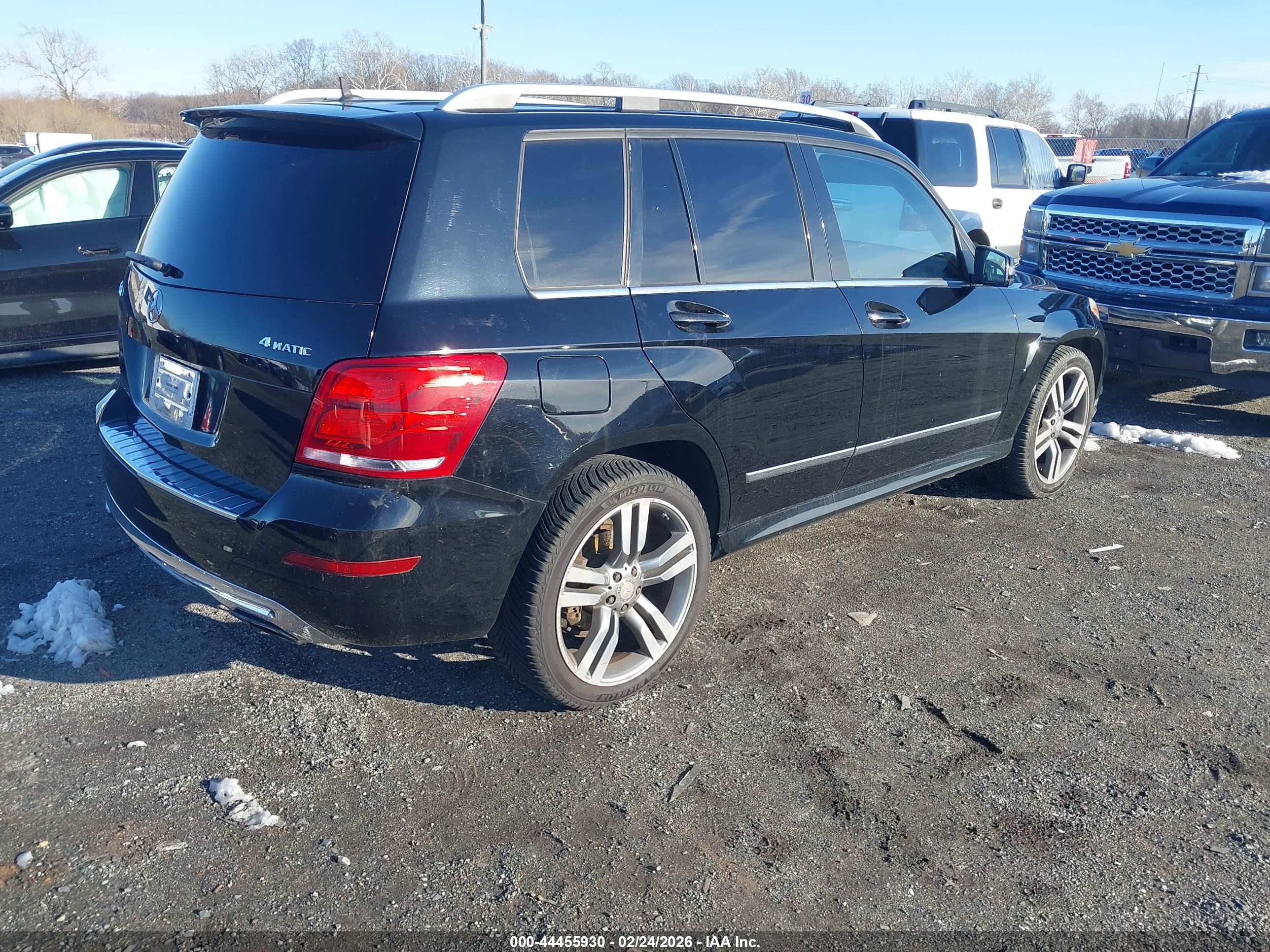 MERCEDES-BENZ GLK image 4