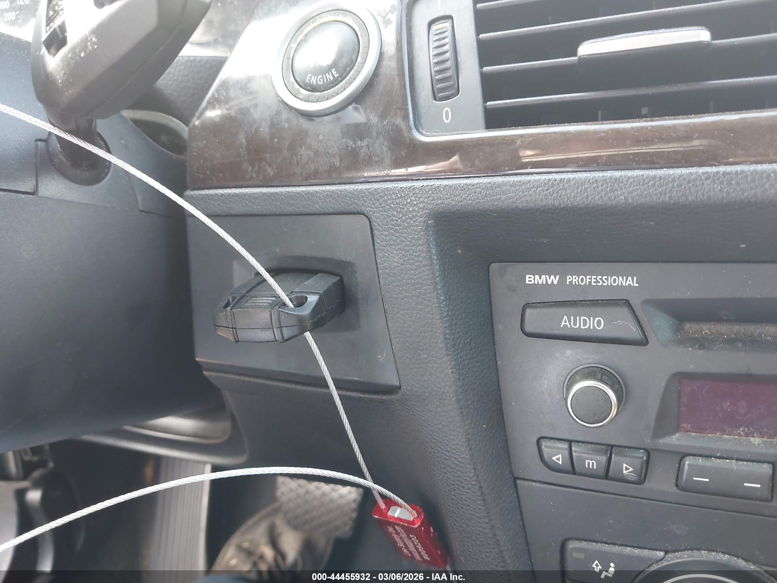 BMW 328I image 11