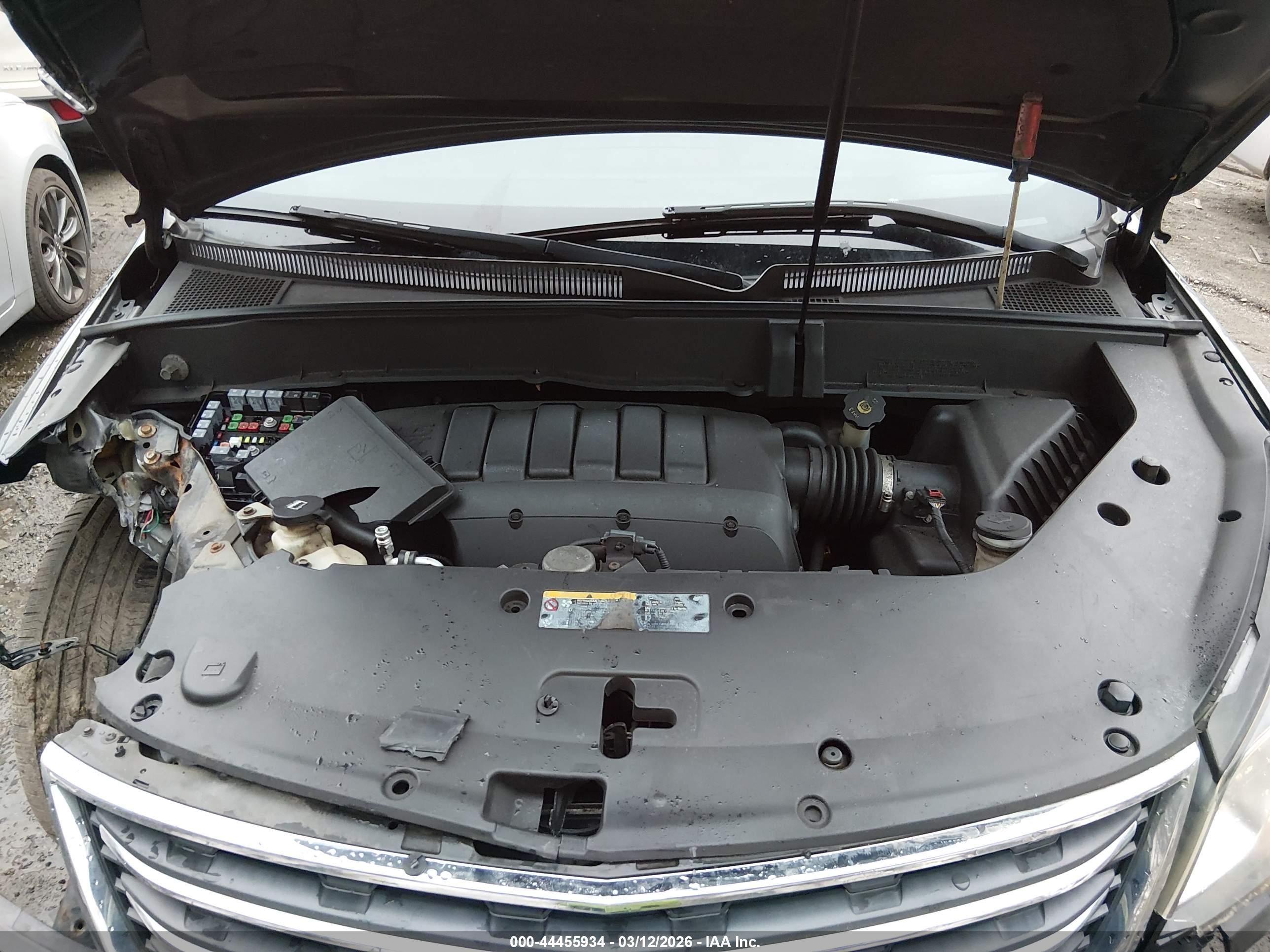 CHEVROLET TRAVERSE image 10