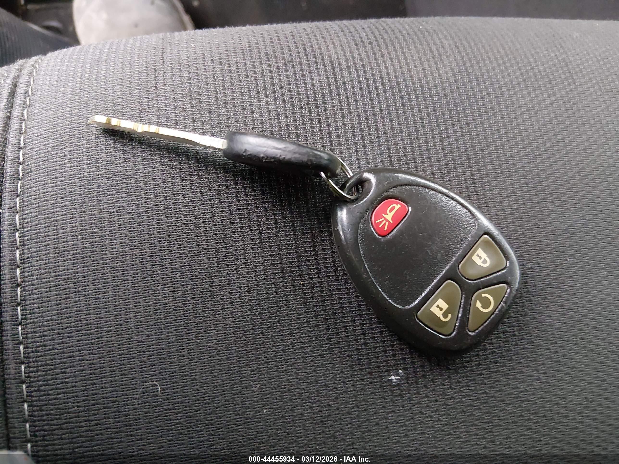 CHEVROLET TRAVERSE image 11