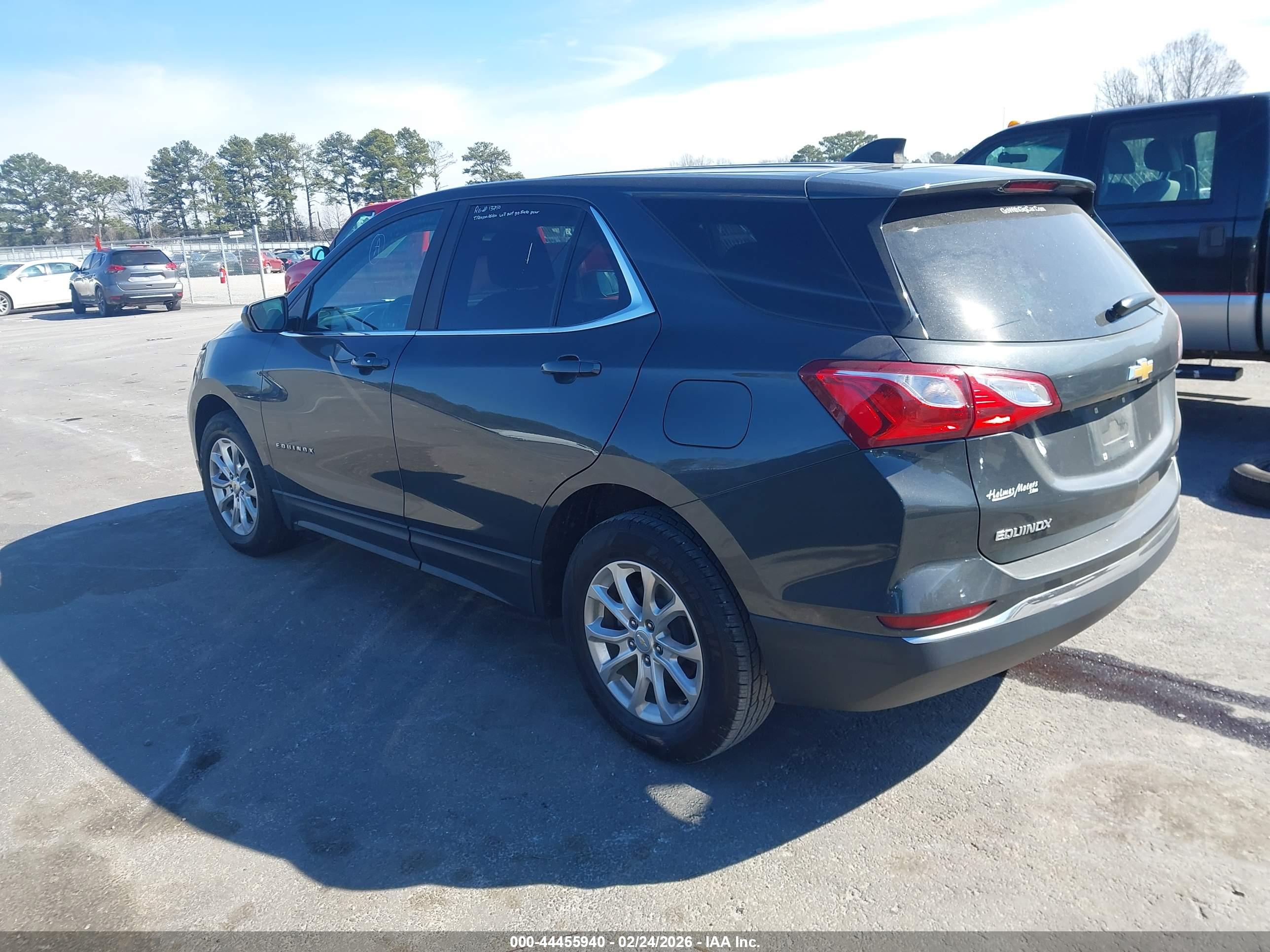 CHEVROLET EQUINOX image 3