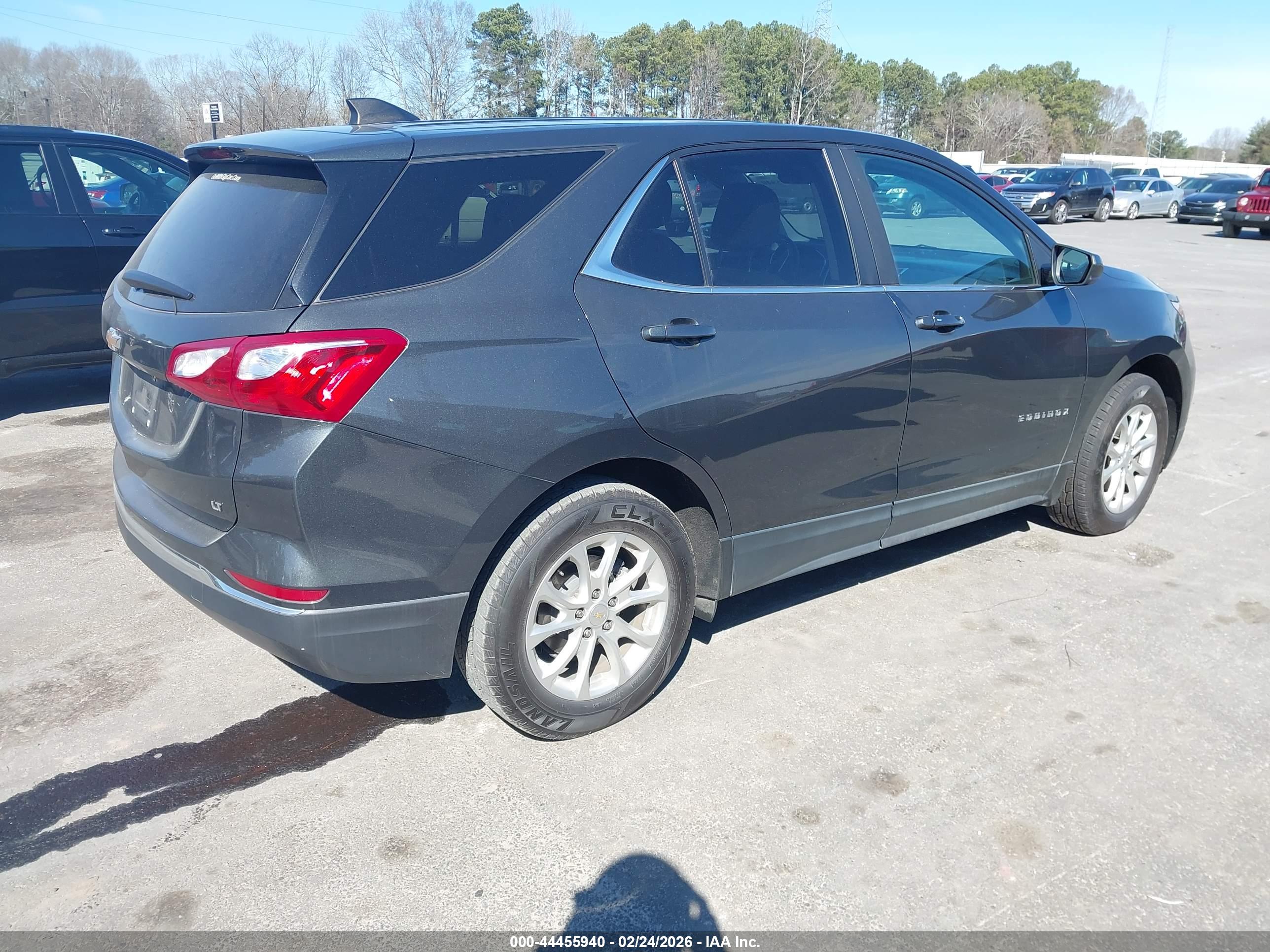 CHEVROLET EQUINOX image 4