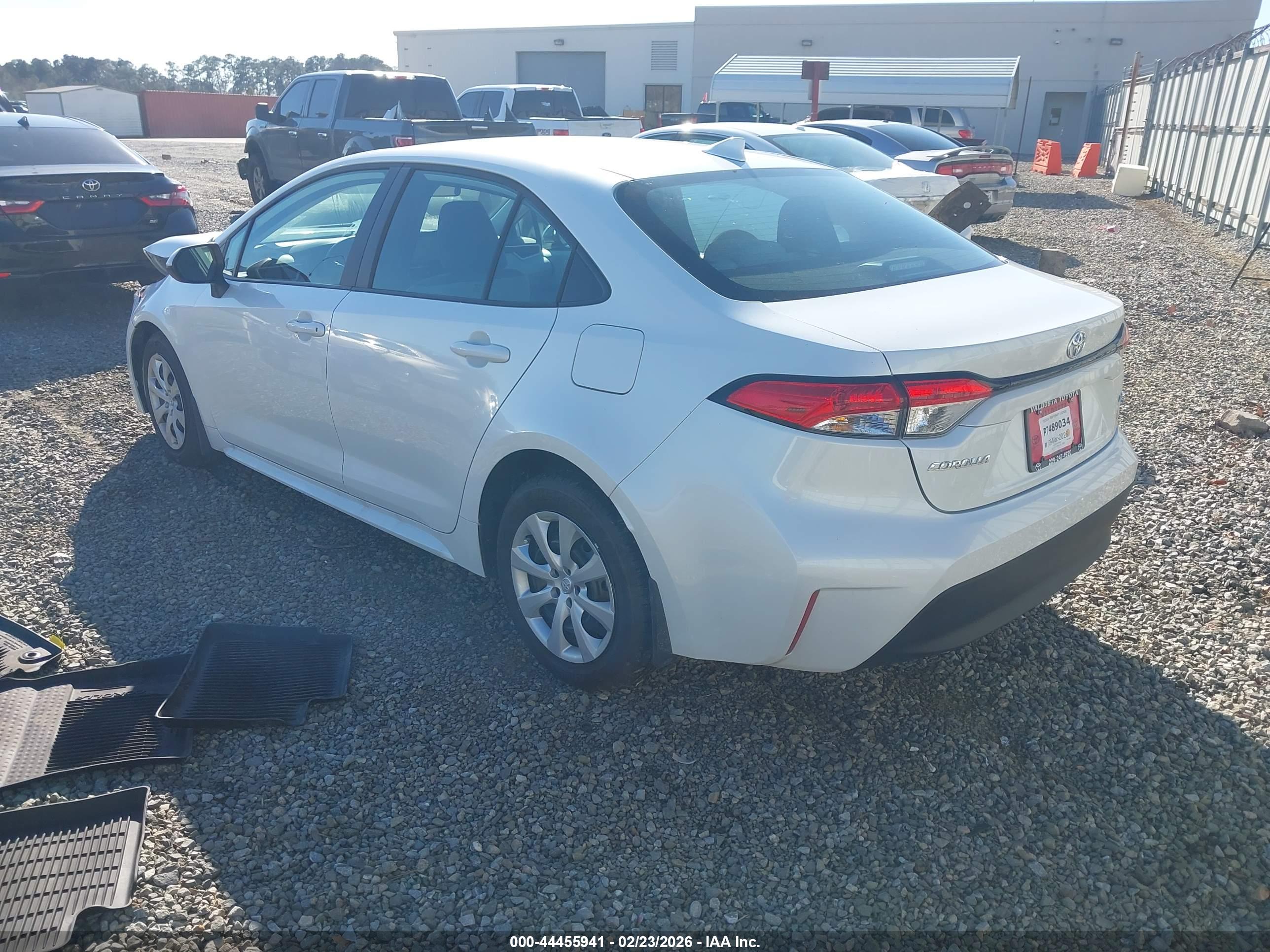 TOYOTA COROLLA image 3