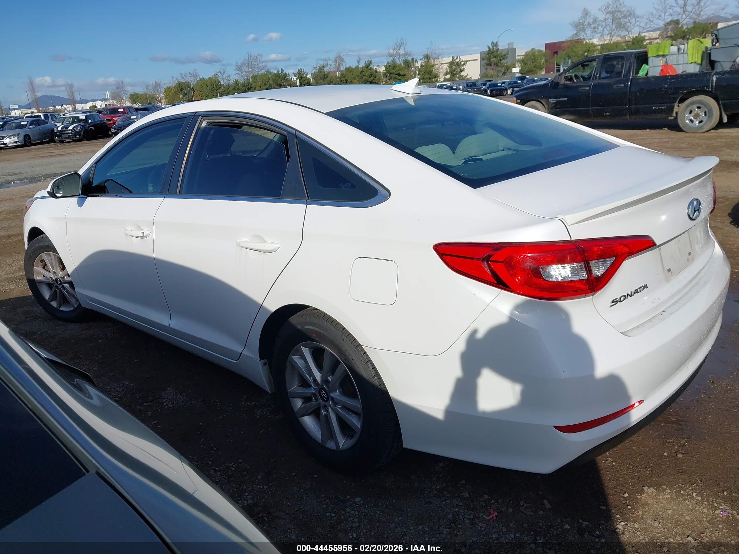 HYUNDAI SONATA image 3