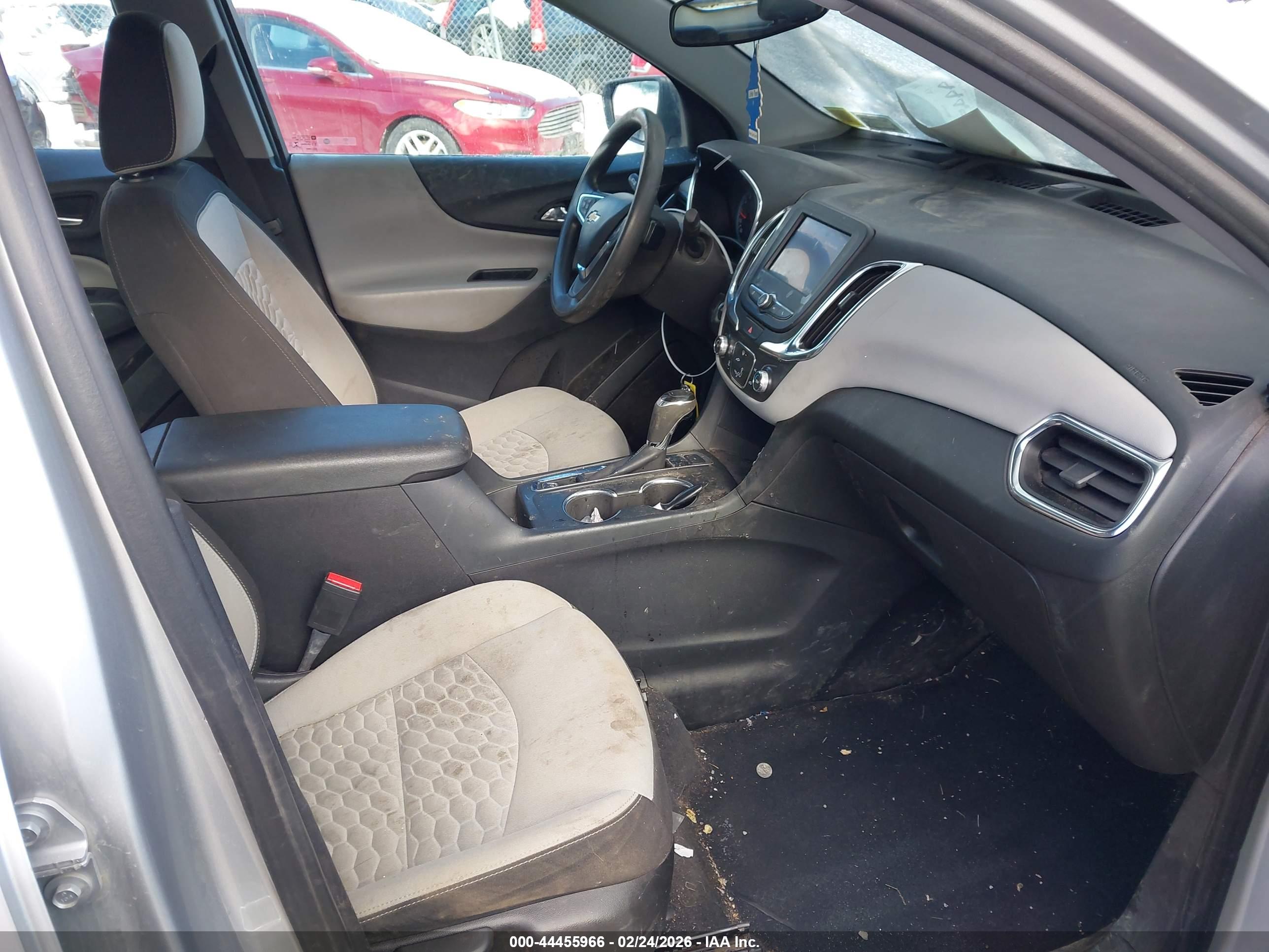 CHEVROLET EQUINOX image 5