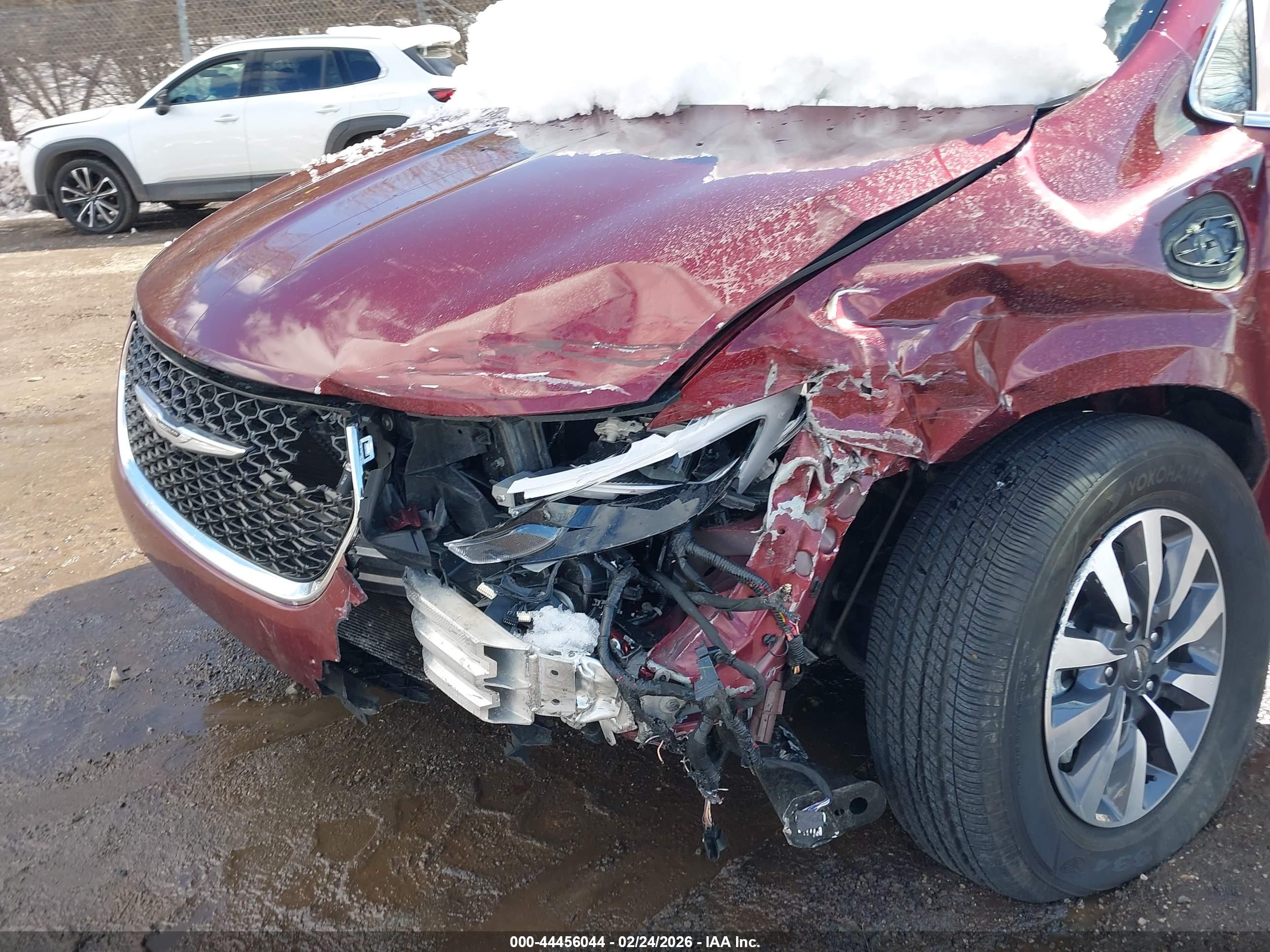 CHRYSLER PACIFICA image 6