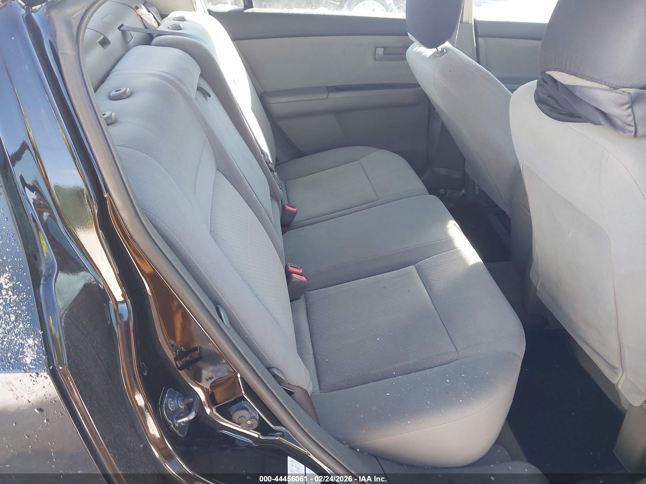 NISSAN SENTRA image 8
