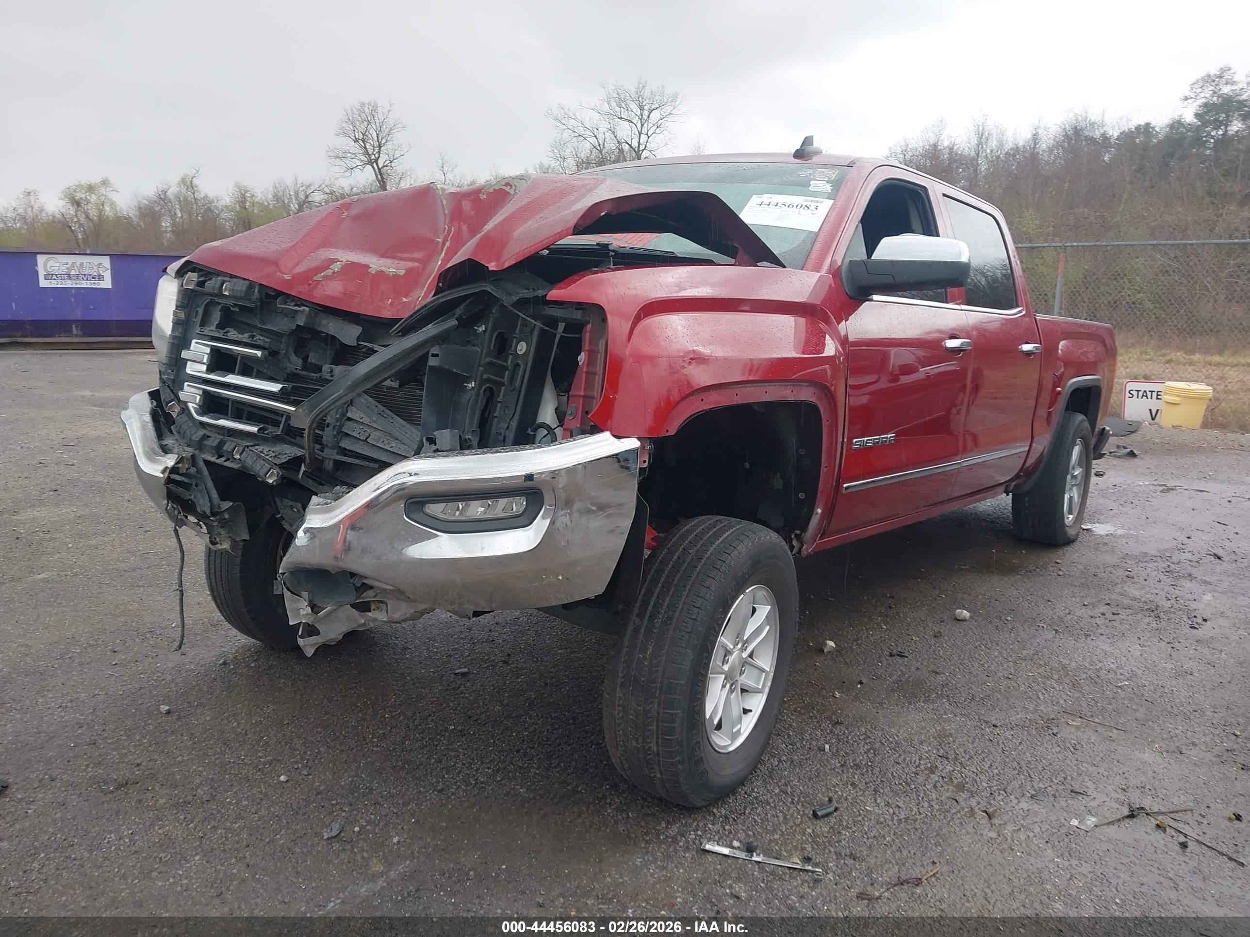 GMC SIERRA image 2