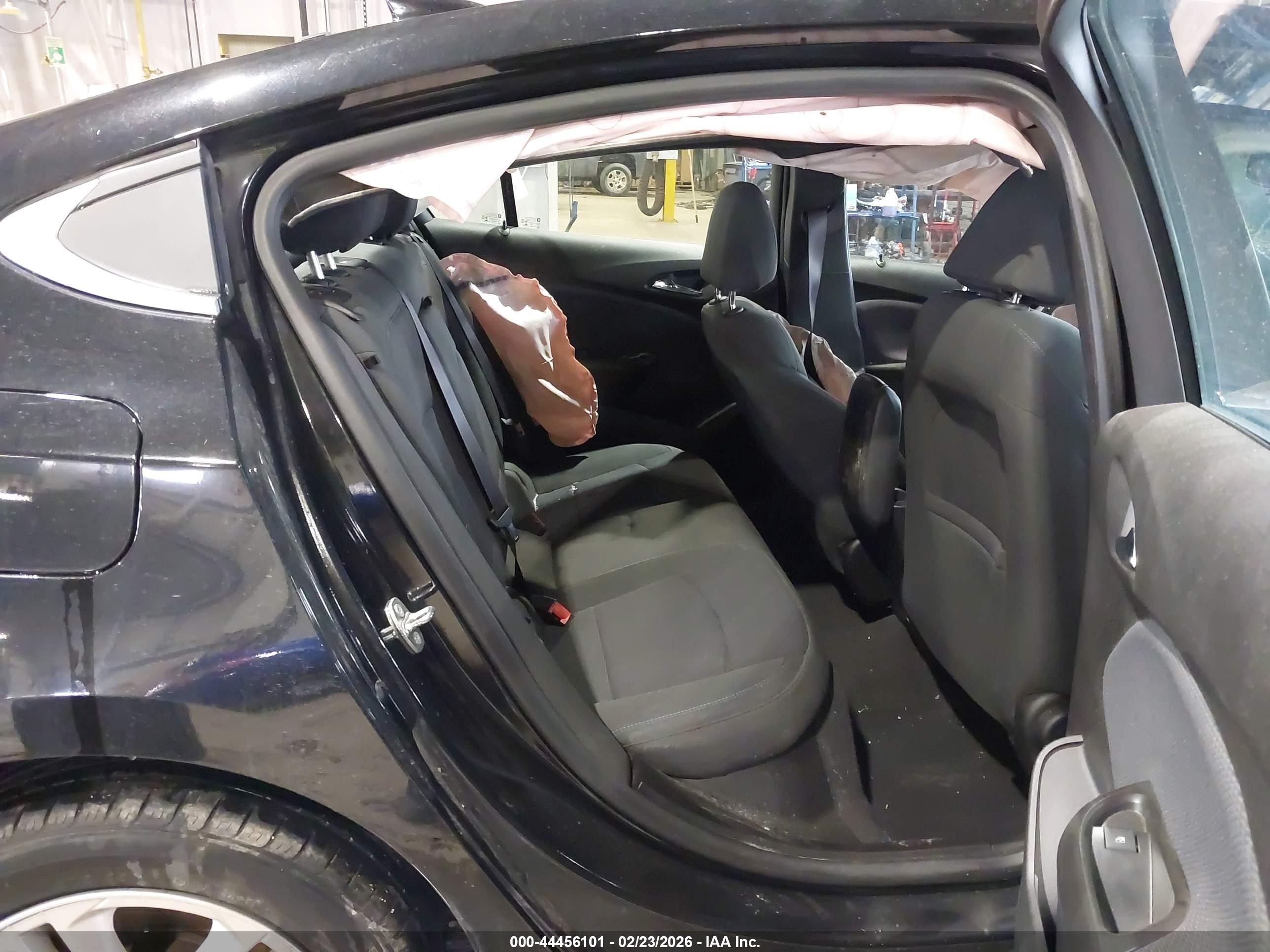CHEVROLET CRUZE image 8