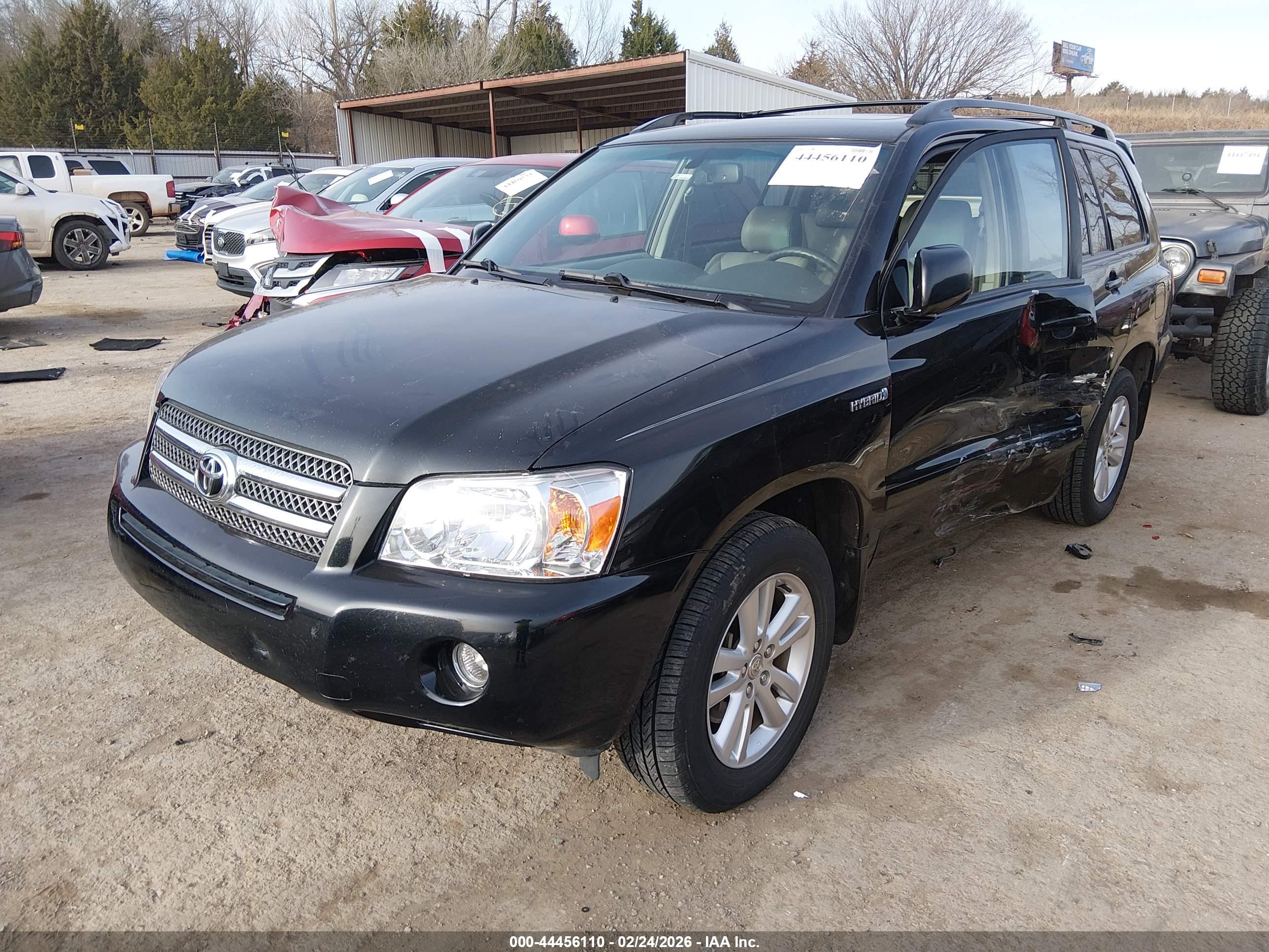TOYOTA HIGHLANDER image 2