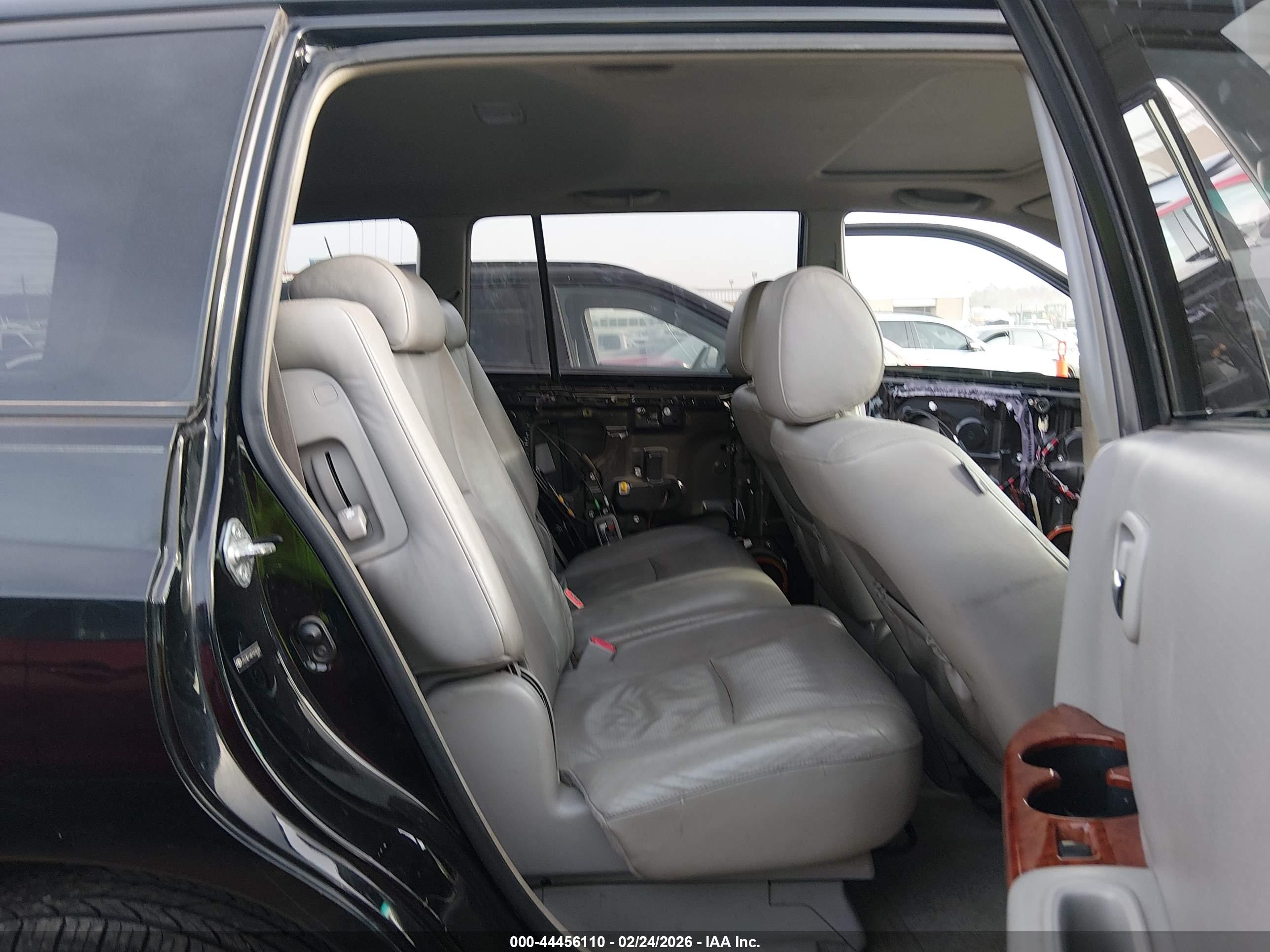 TOYOTA HIGHLANDER image 8