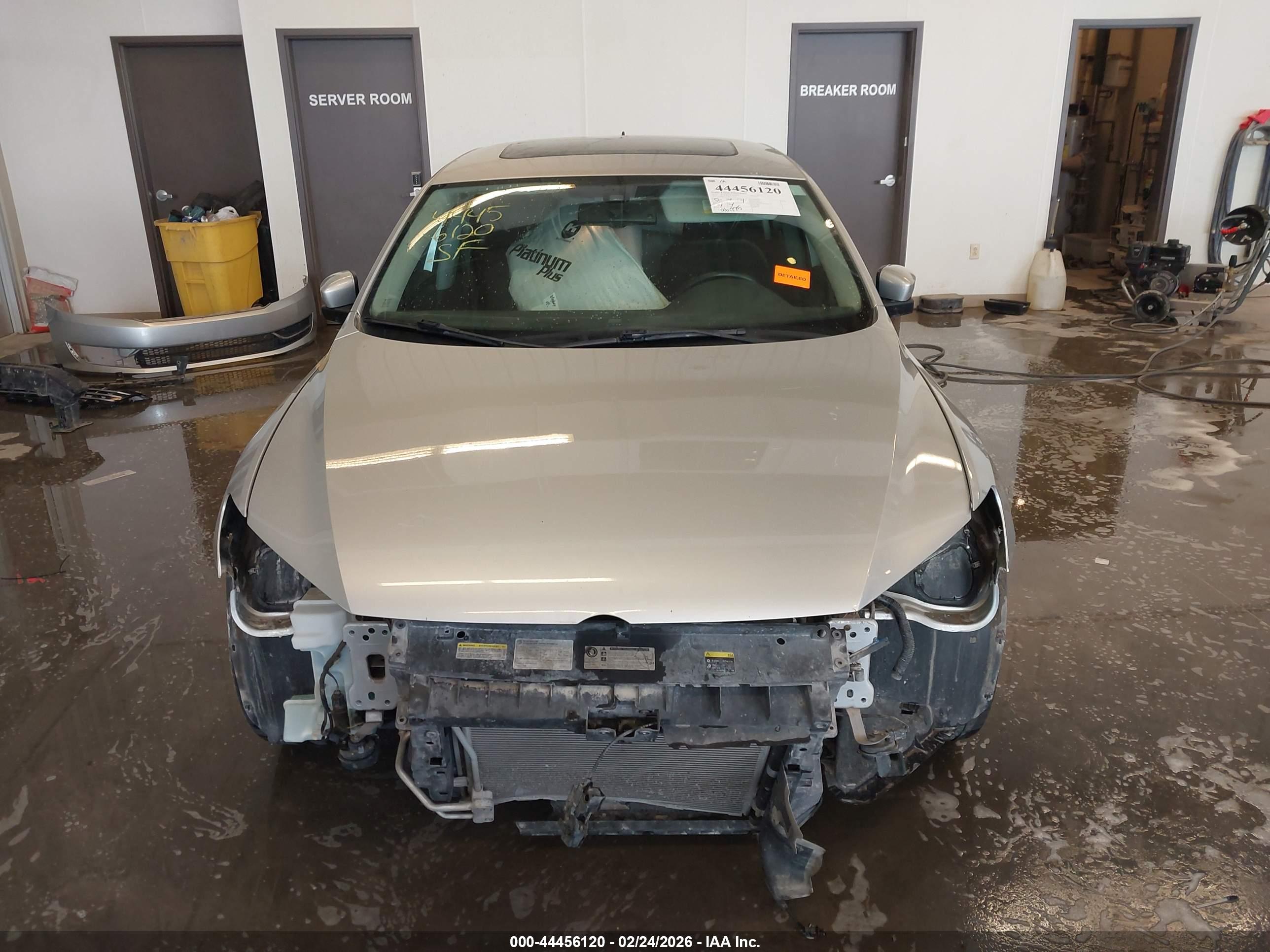 VOLKSWAGEN PASSAT image 6