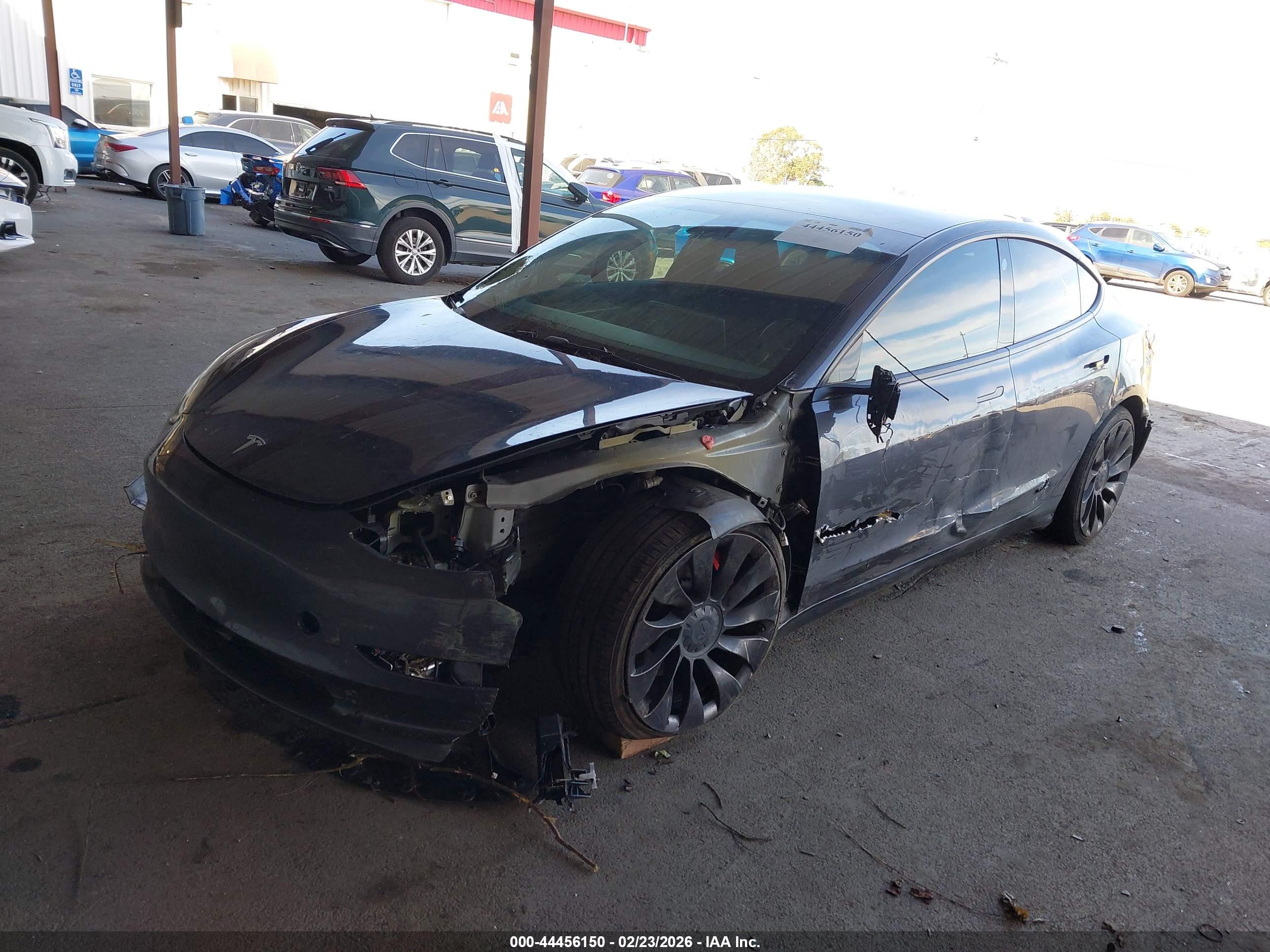 TESLA MODEL image 2