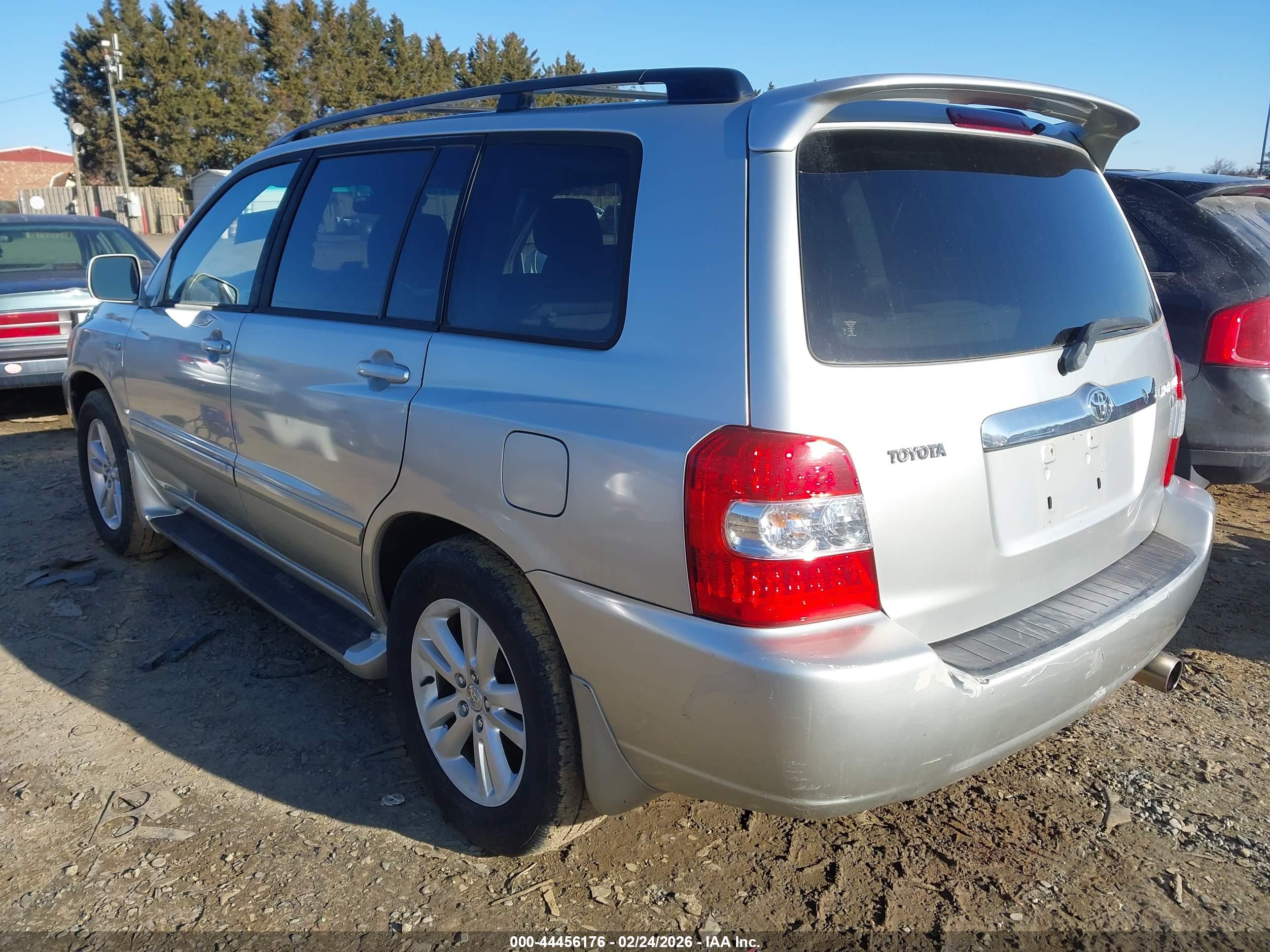 TOYOTA HIGHLANDER image 3