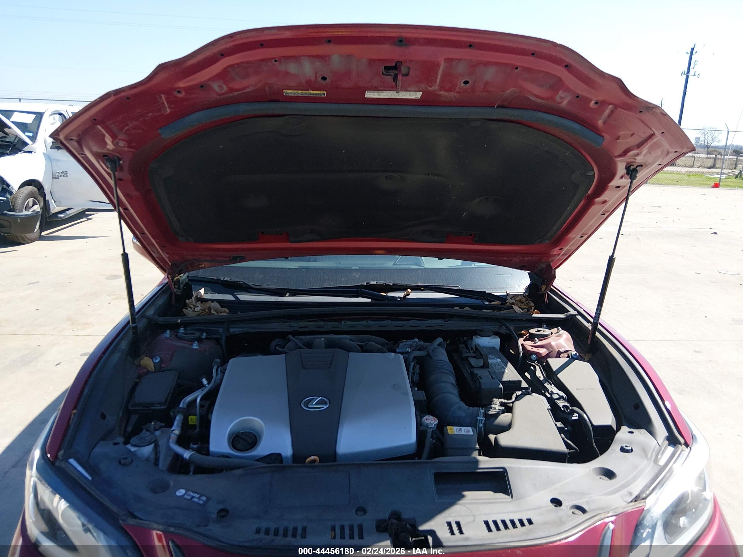LEXUS ES image 10