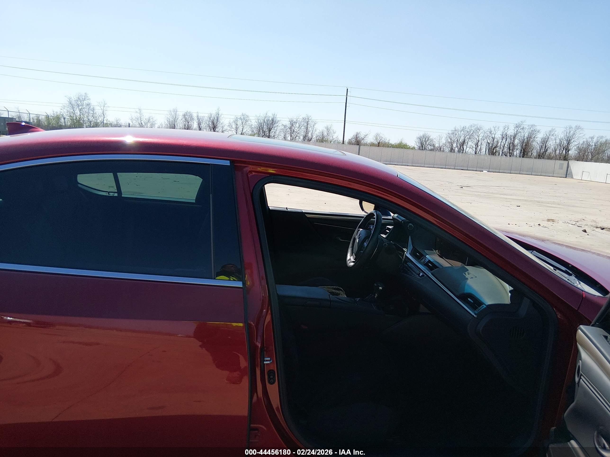 LEXUS ES image 5
