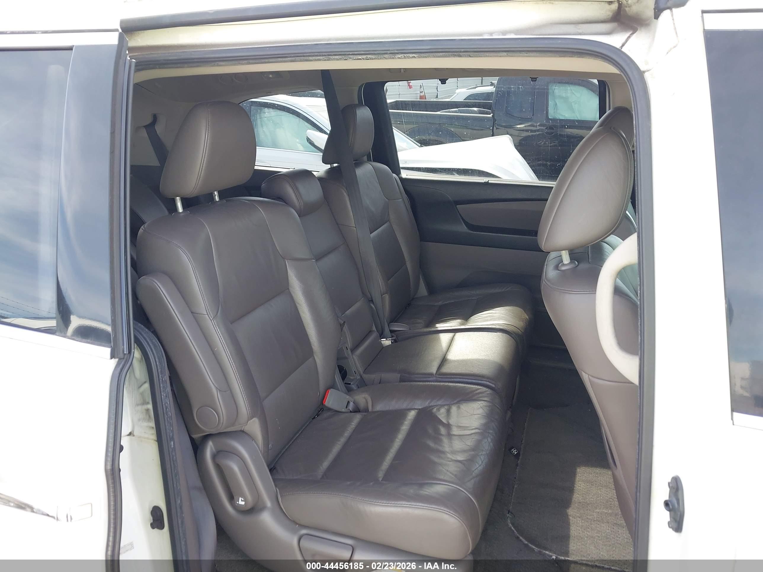 HONDA ODYSSEY image 8