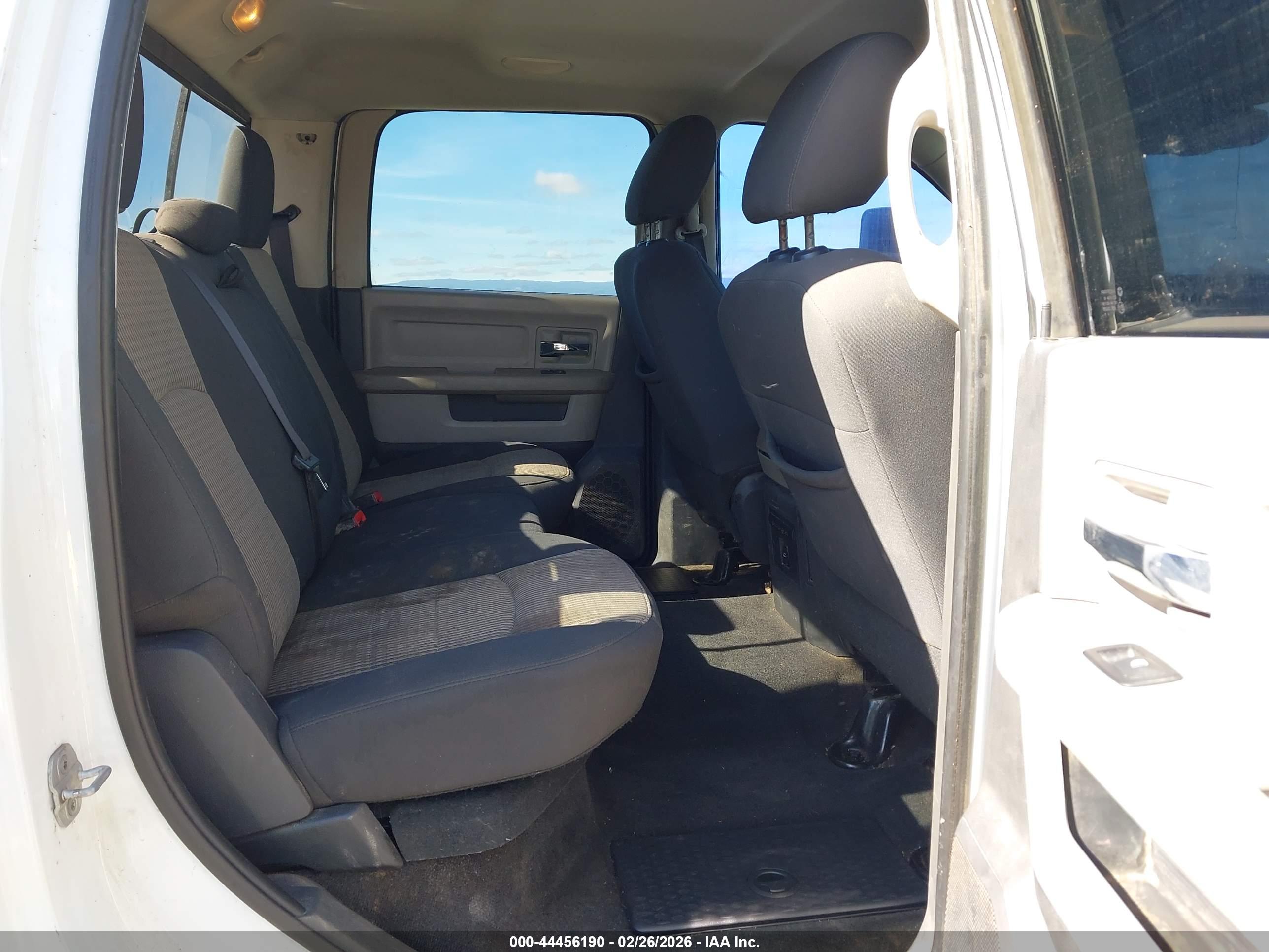 RAM 2500 image 8