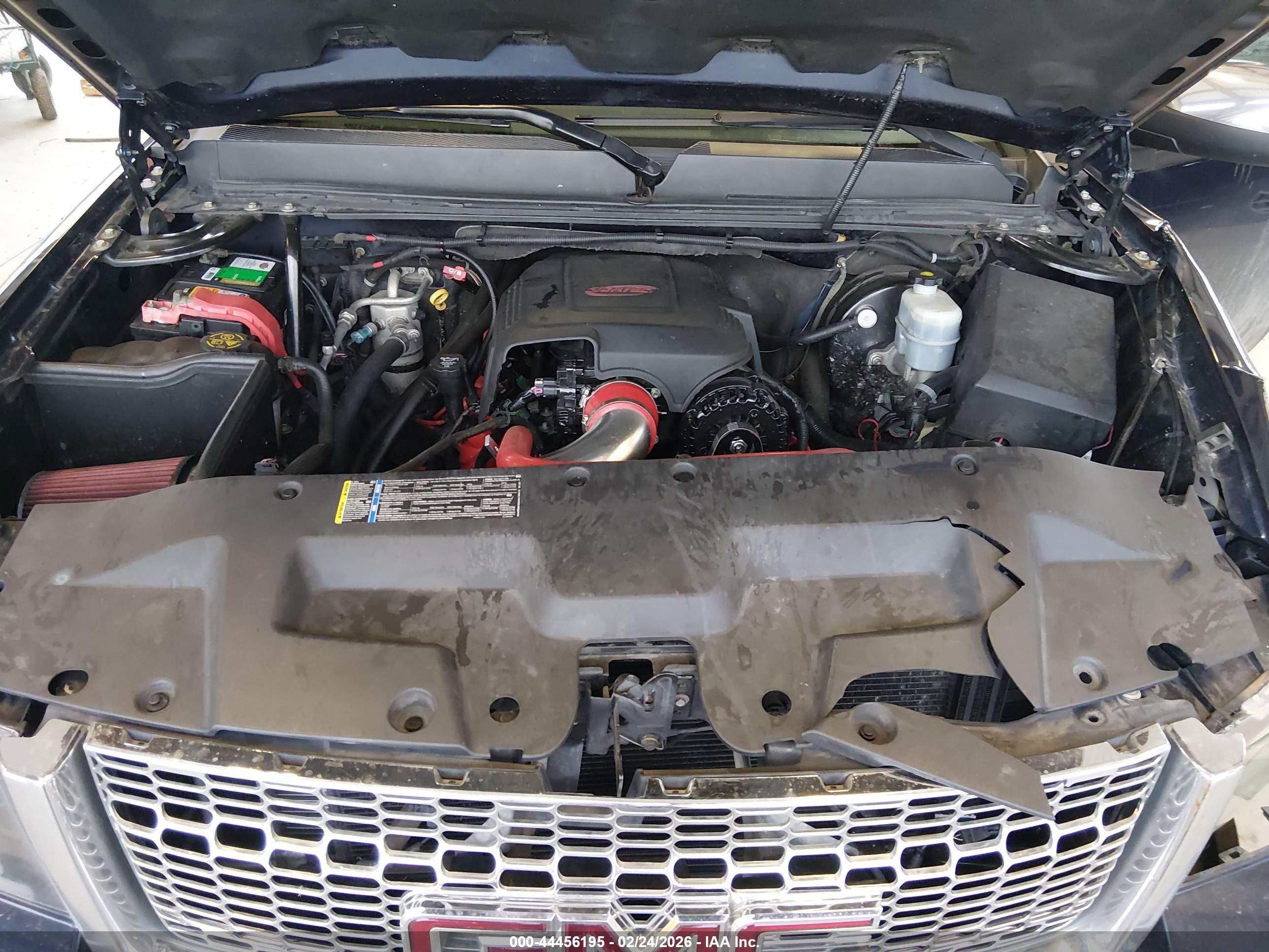 GMC SIERRA image 10