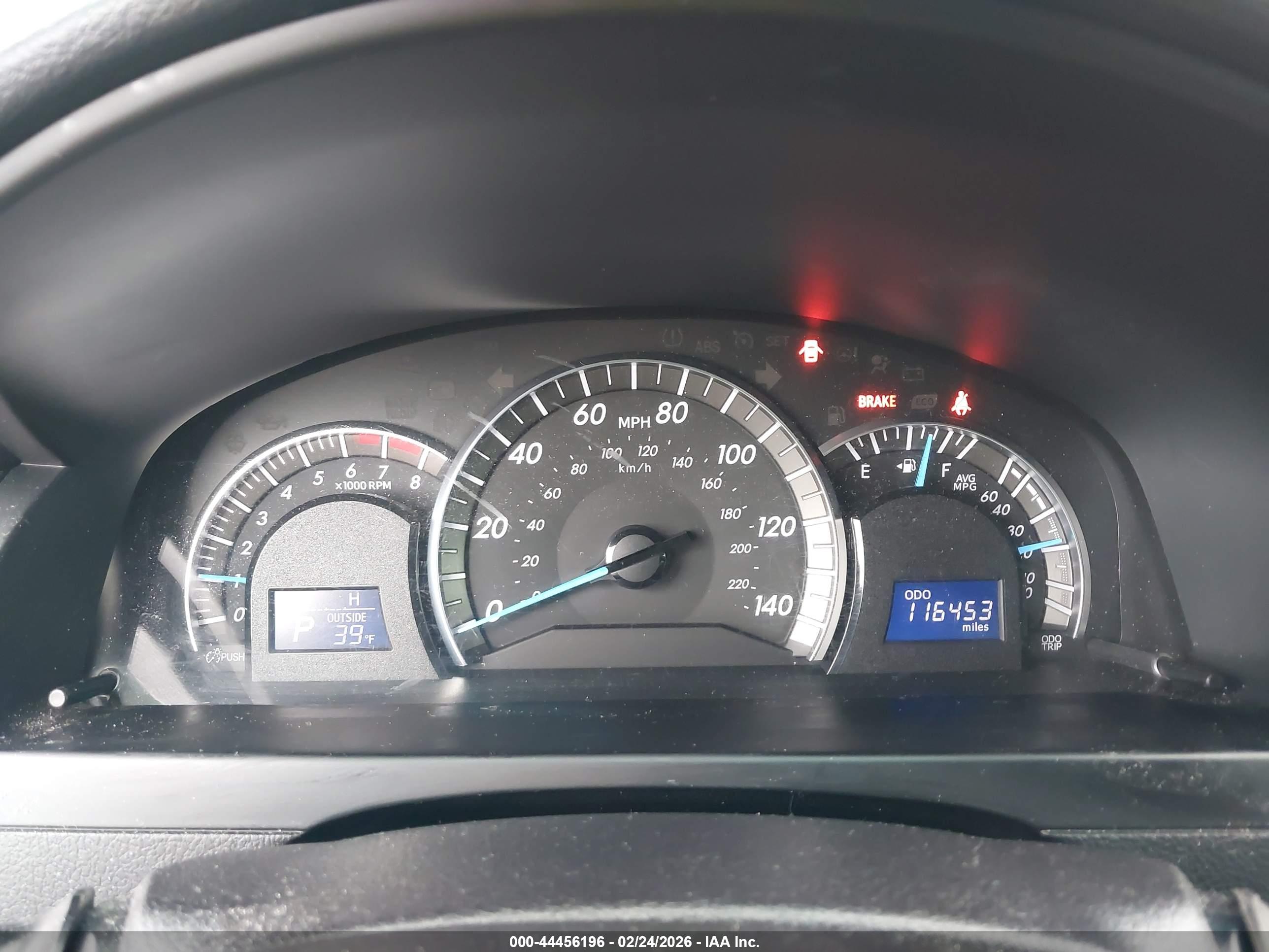 TOYOTA CAMRY image 7