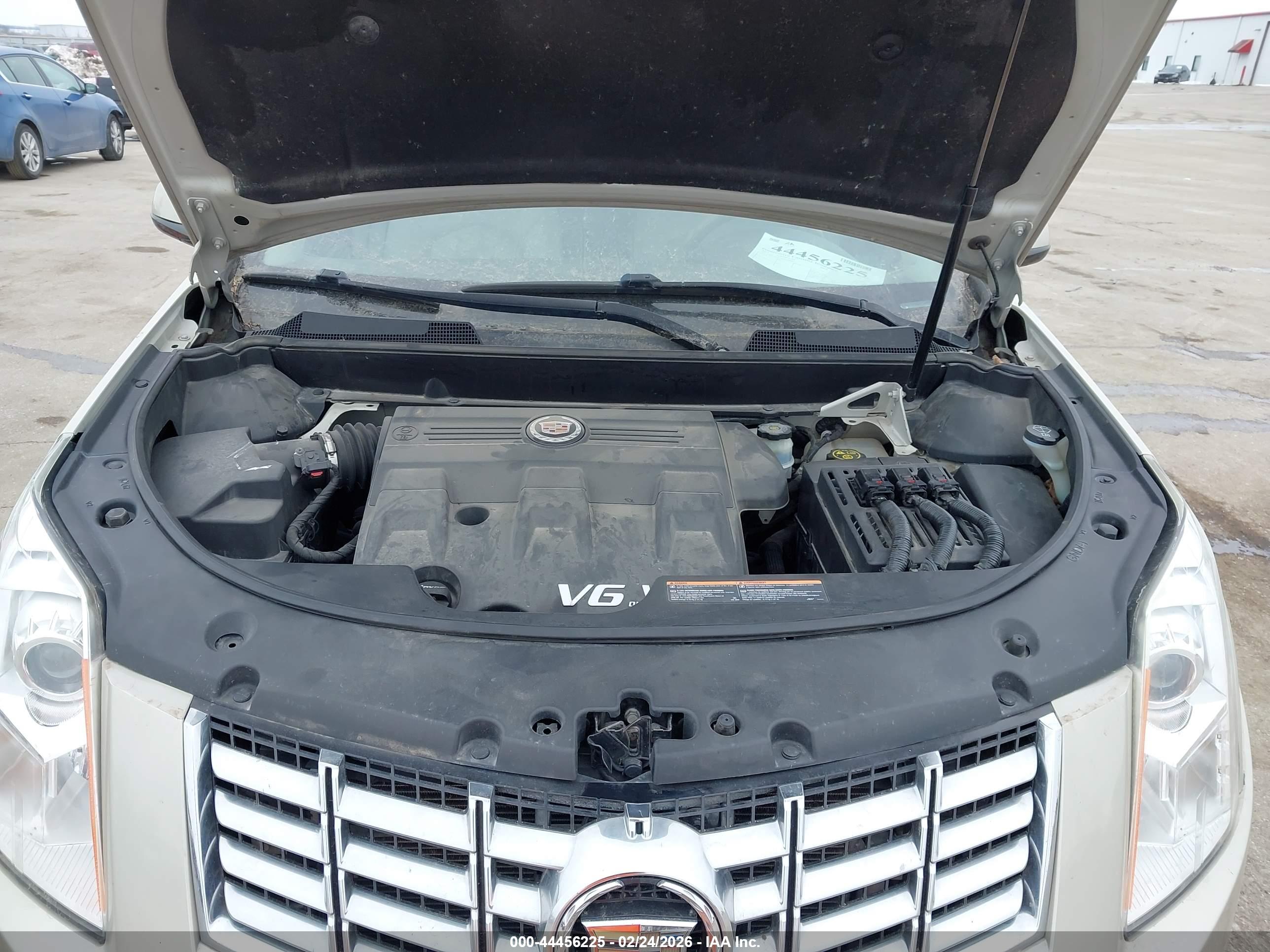 CADILLAC SRX image 10