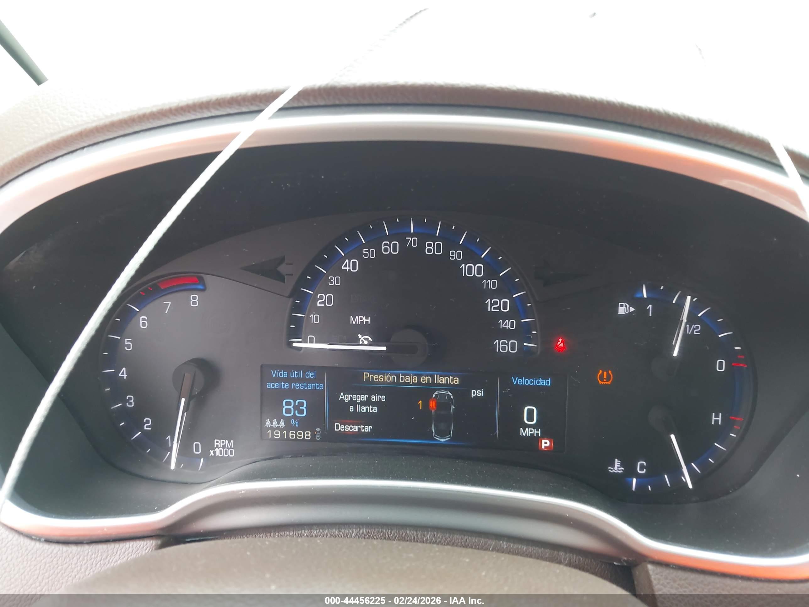 CADILLAC SRX image 7