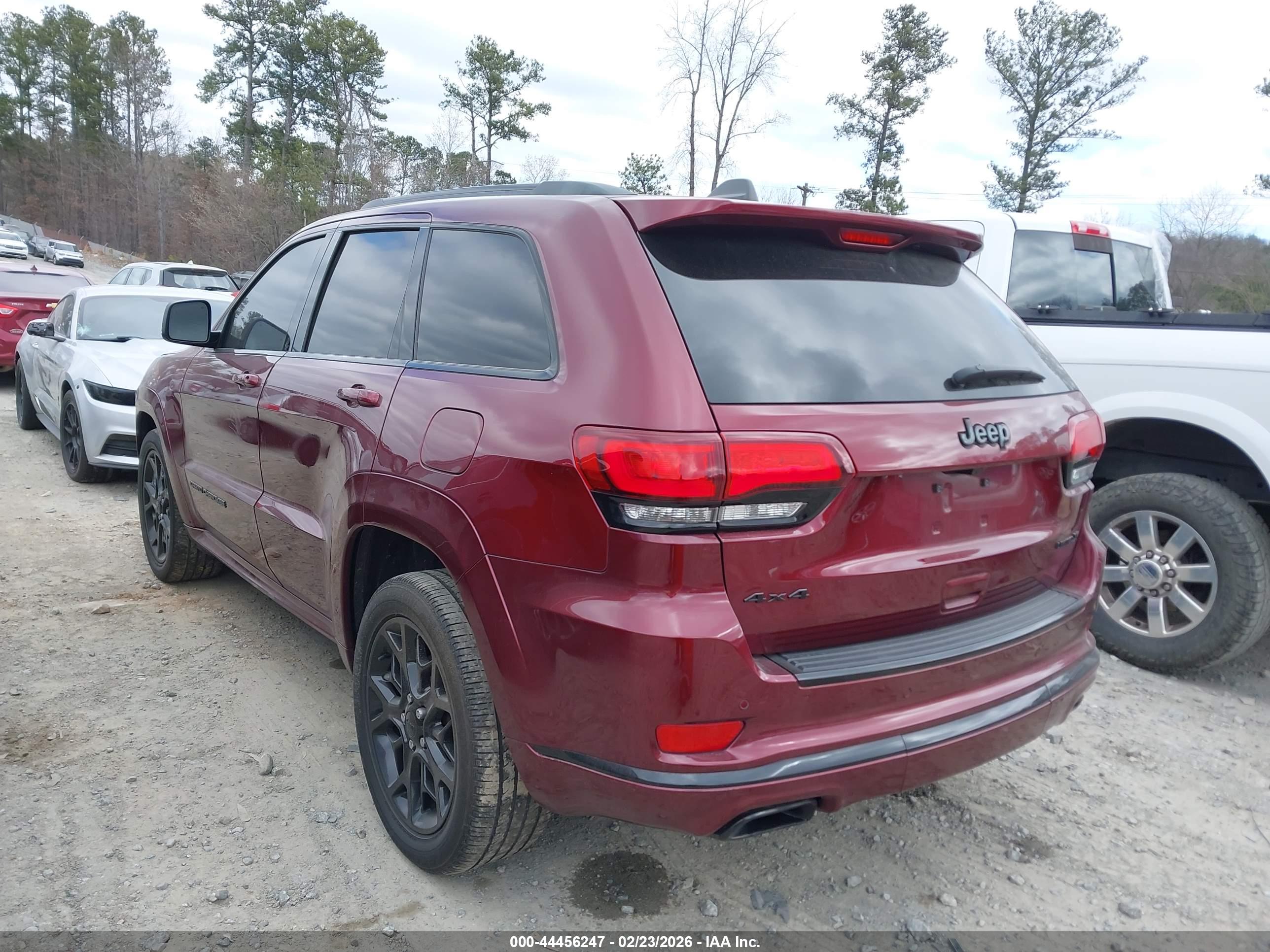 JEEP GRAND image 3