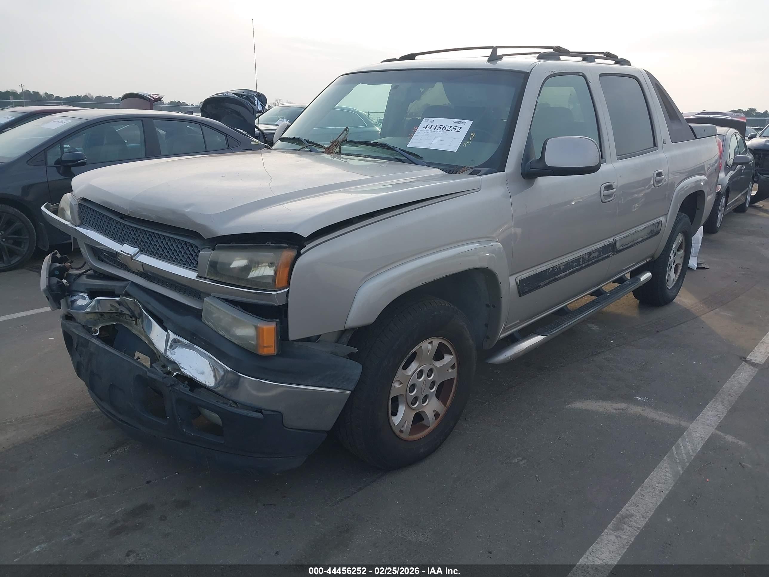 CHEVROLET AVALANCHE image 2